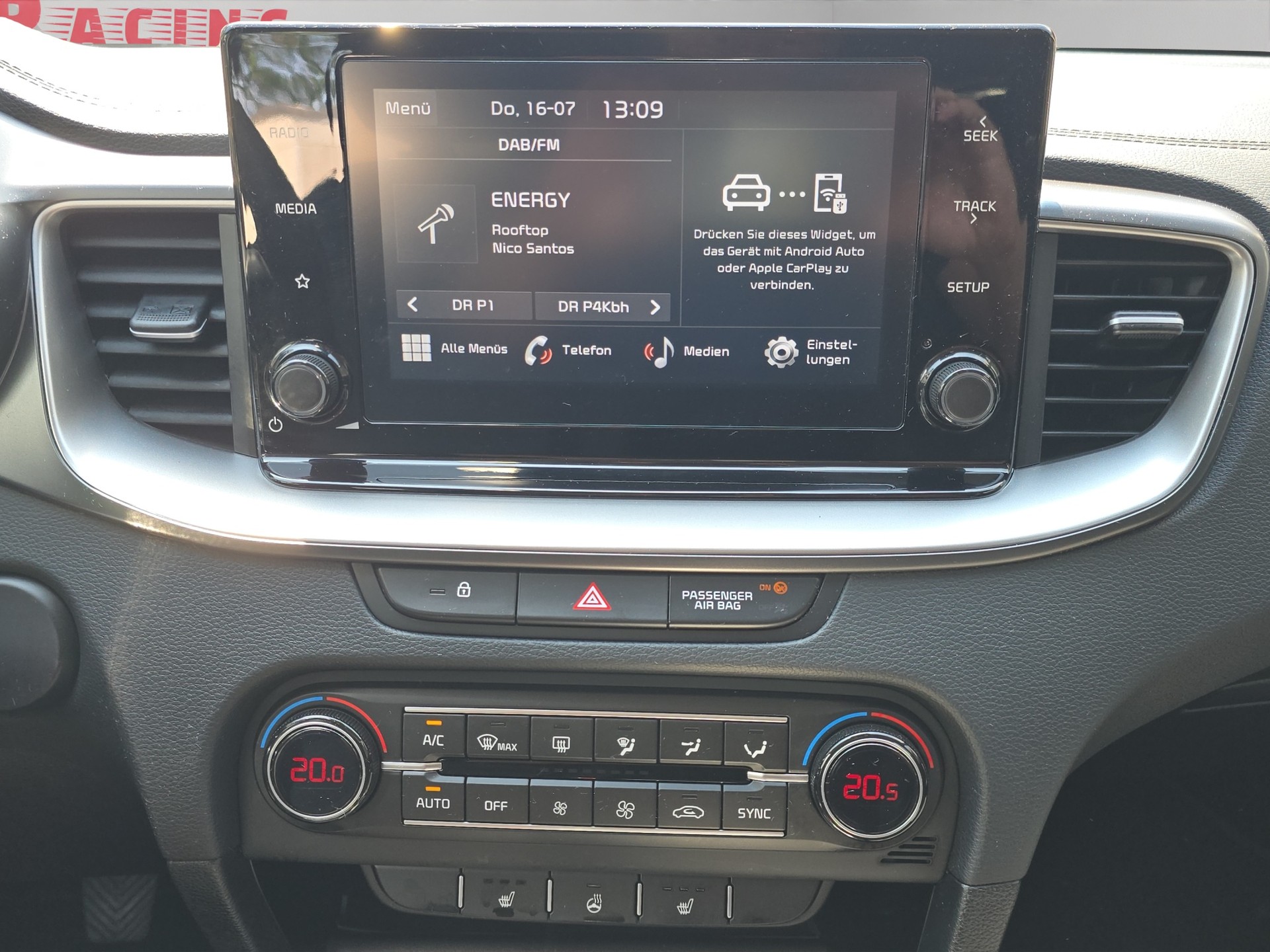KIA Ceed SW Prestige-image-12