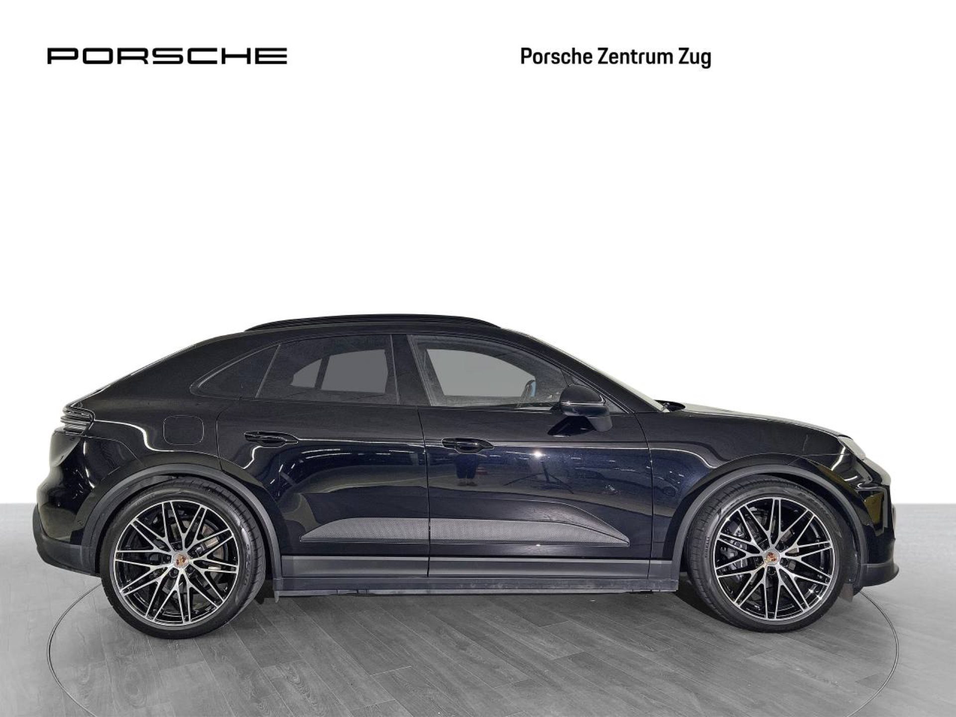 PORSCHE Macan 4-image-9