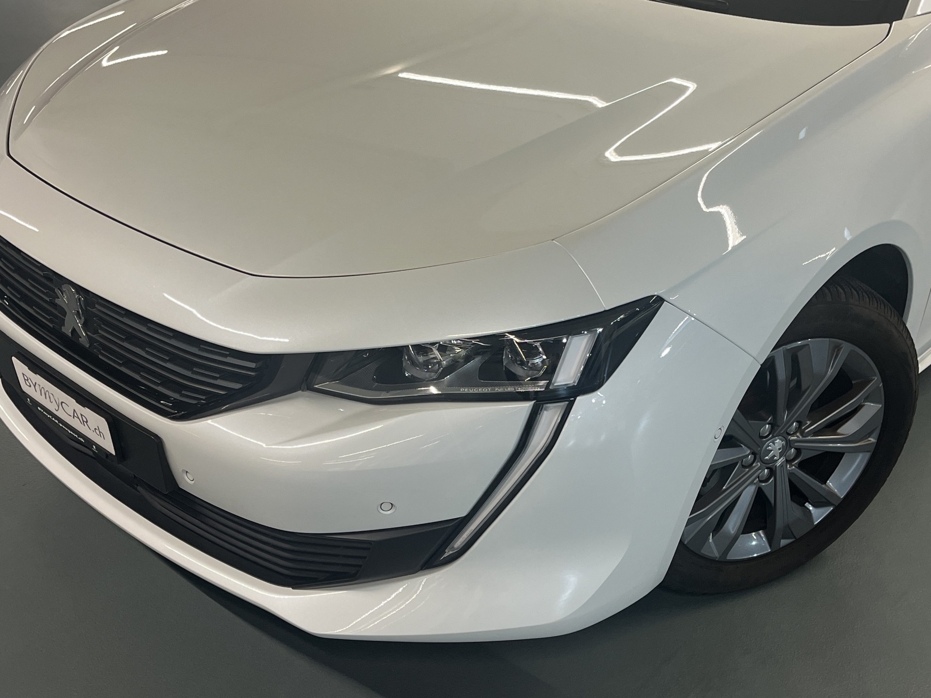 PEUGEOT 508 SW 1.6 Pure Tech Allure EAT8-image-13