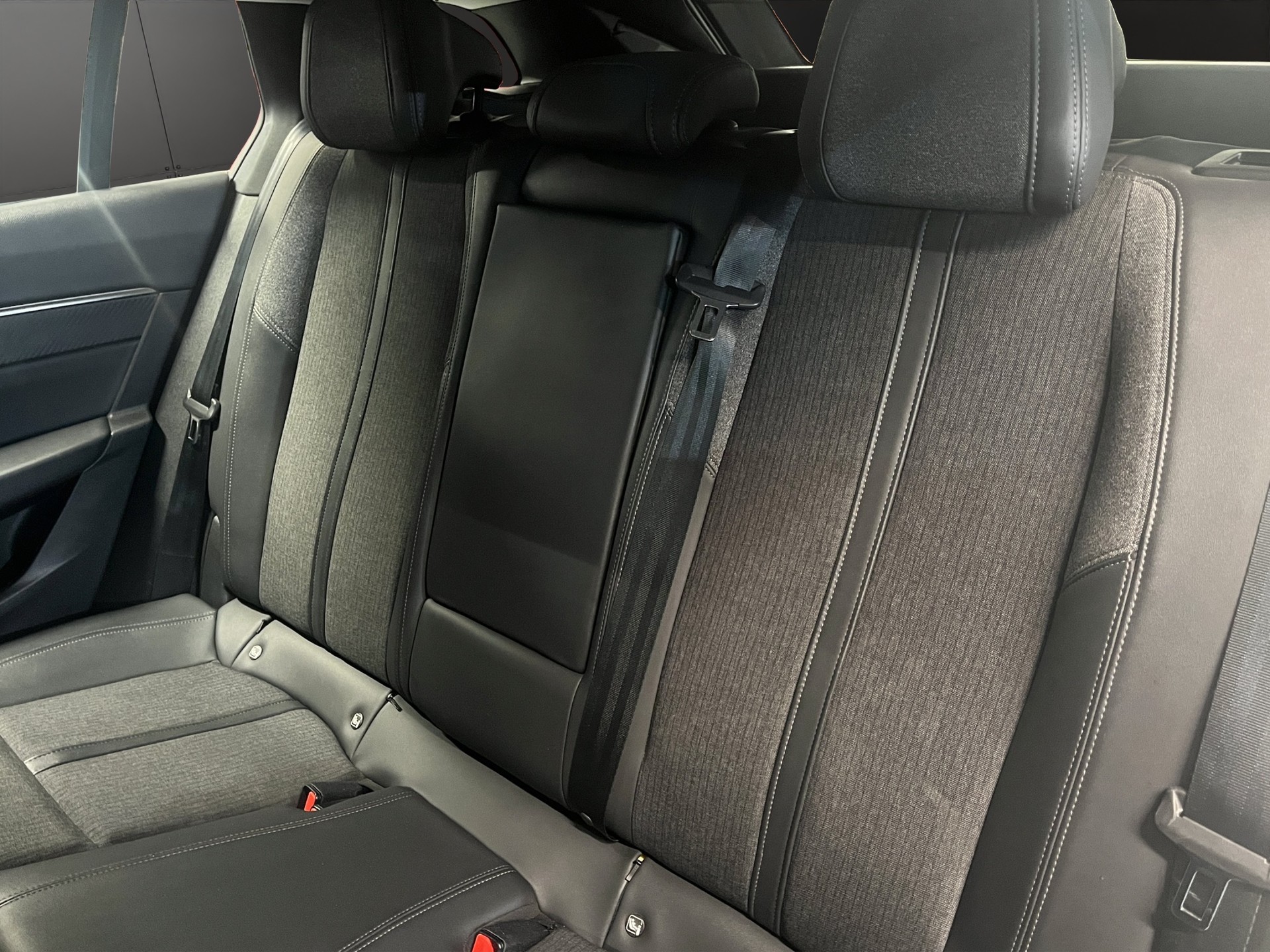 PEUGEOT 508 SW 1.6 Pure Tech Allure EAT8-image-6