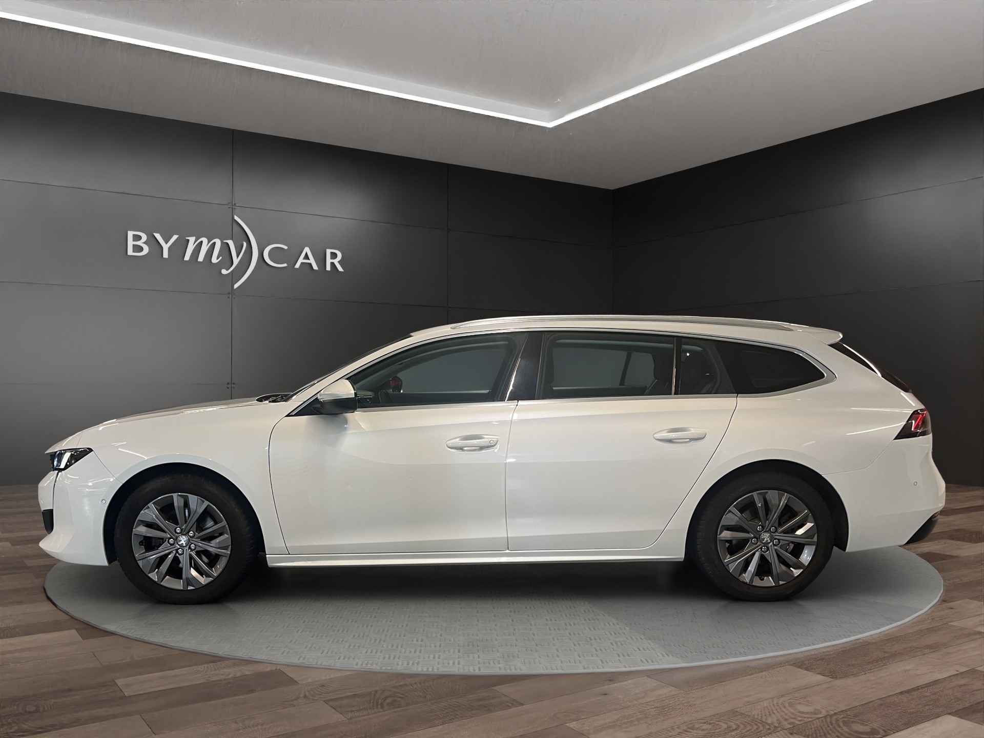 PEUGEOT 508 SW 1.6 Pure Tech Allure EAT8-image-1