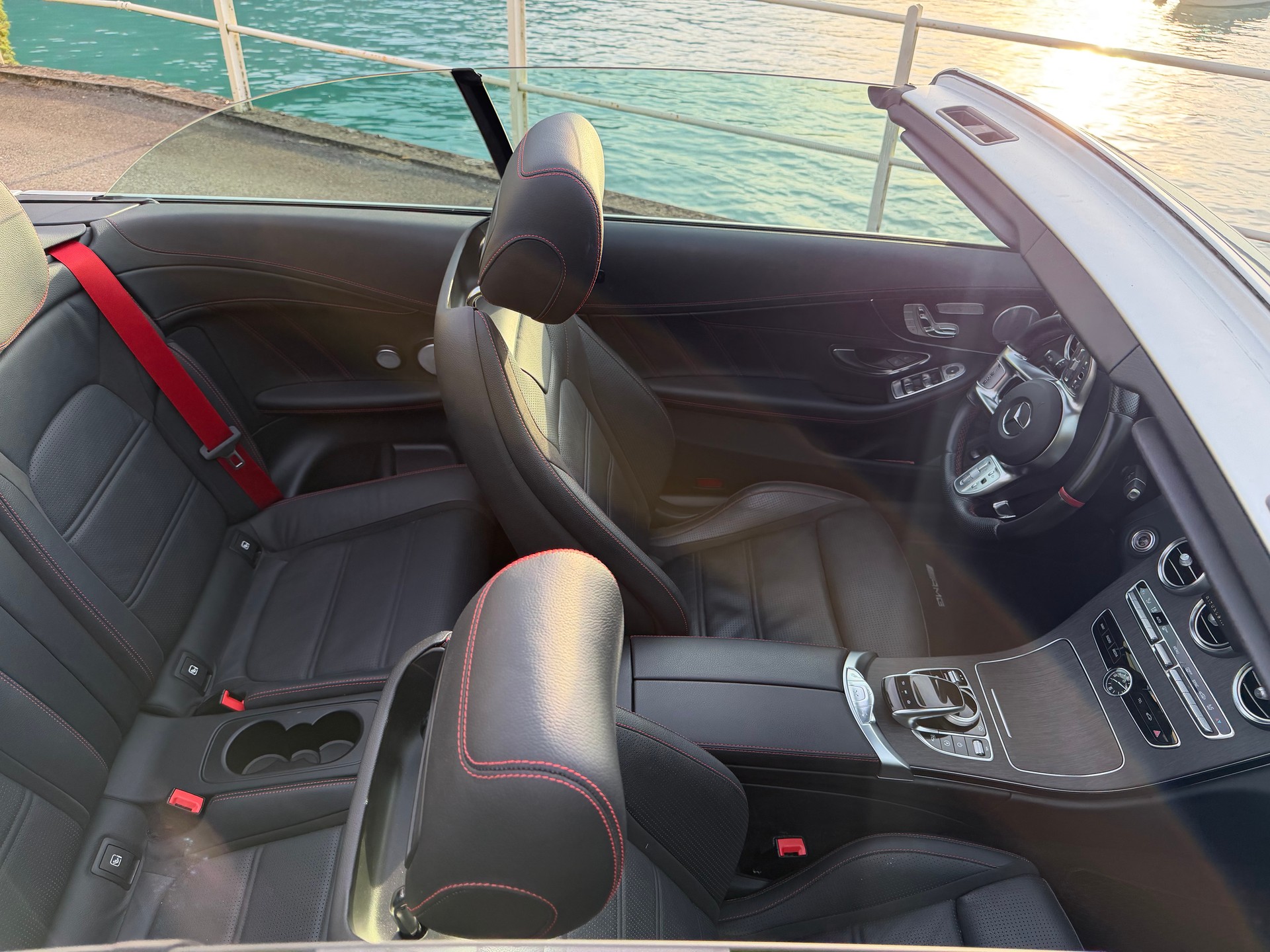MERCEDES-BENZ C 43 AMG 4matic-image-4