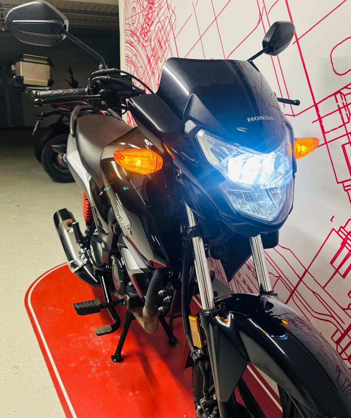 HONDA CBF 125 M-image-7