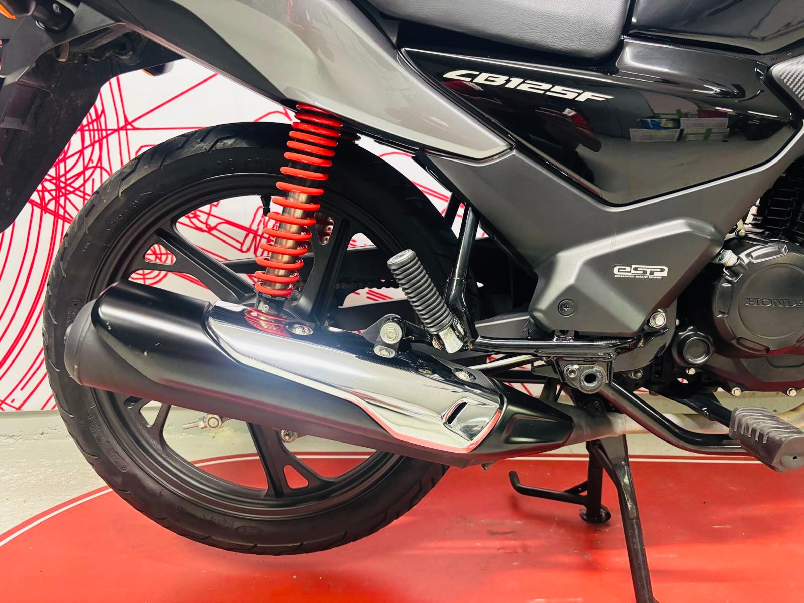 HONDA CBF 125 M-image-5