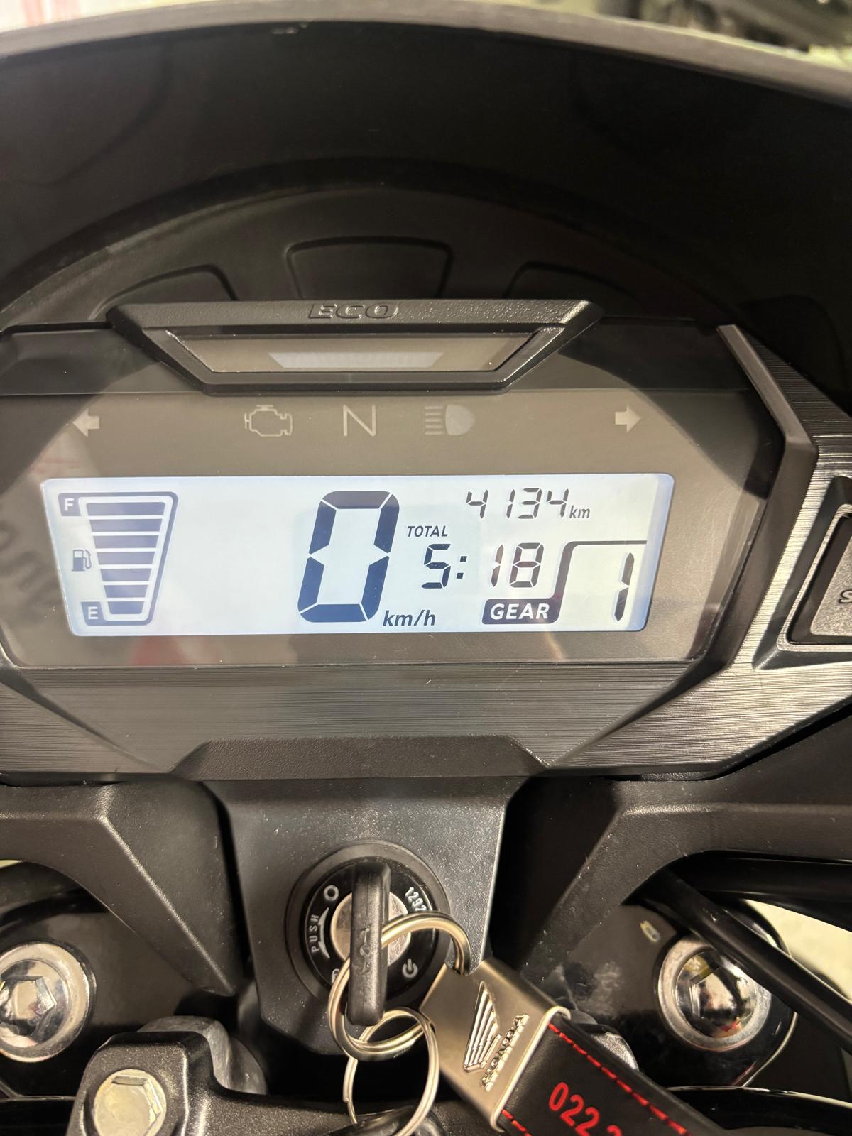HONDA CBF 125 M-showroom-element-3