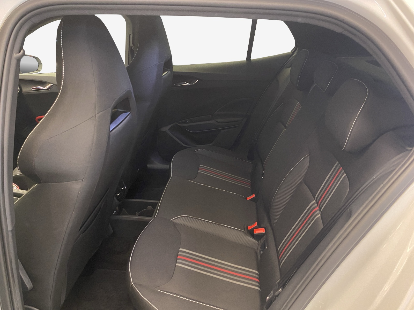 SKODA Fabia 1.0 TSI Monte Carlo DSG-image-11