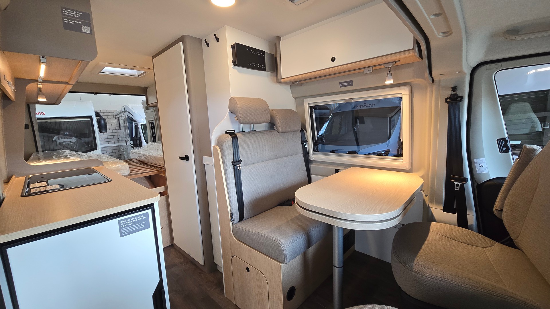 LMC Innovan Pure 640 *MJ26* Citroen Jumper 2.2BlueHdi 140PS-image-9