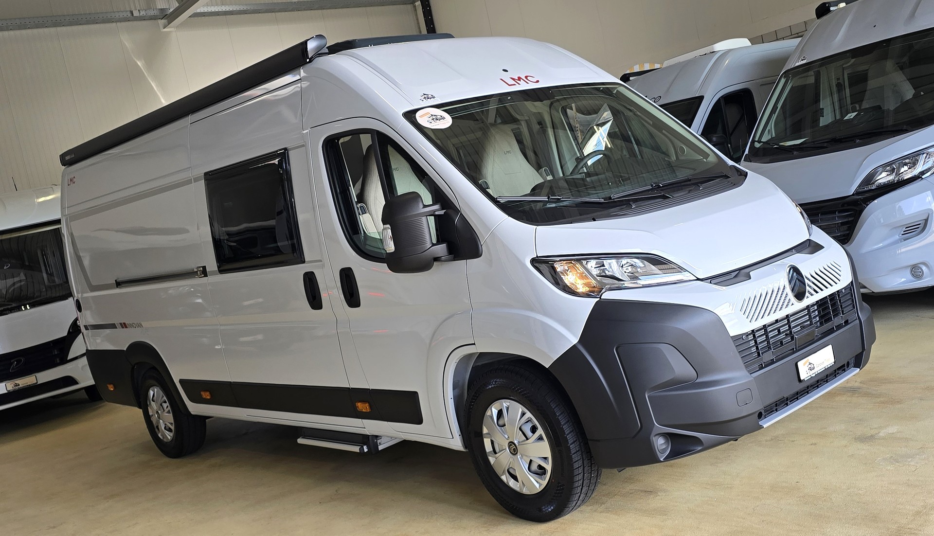 LMC Innovan Pure 640 *MJ26* Citroen Jumper 2.2BlueHdi 140PS-image-1