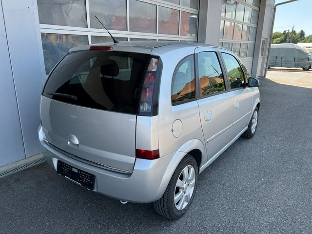 OPEL Meriva 1.6i-16 TP Cosmo-image-6