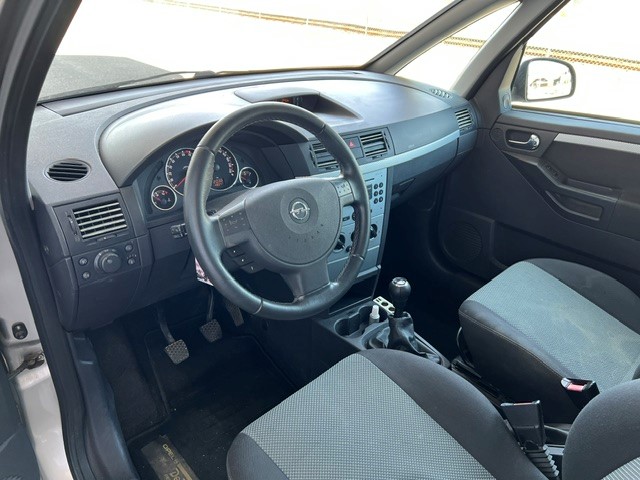 OPEL Meriva 1.6i-16 TP Cosmo-image-9