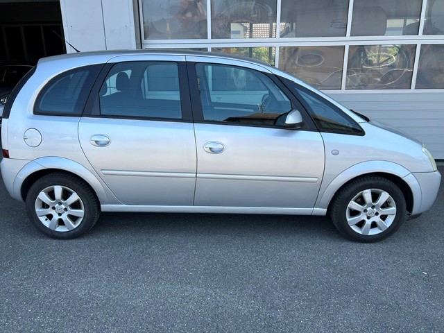 OPEL Meriva 1.6i-16 TP Cosmo-image-5