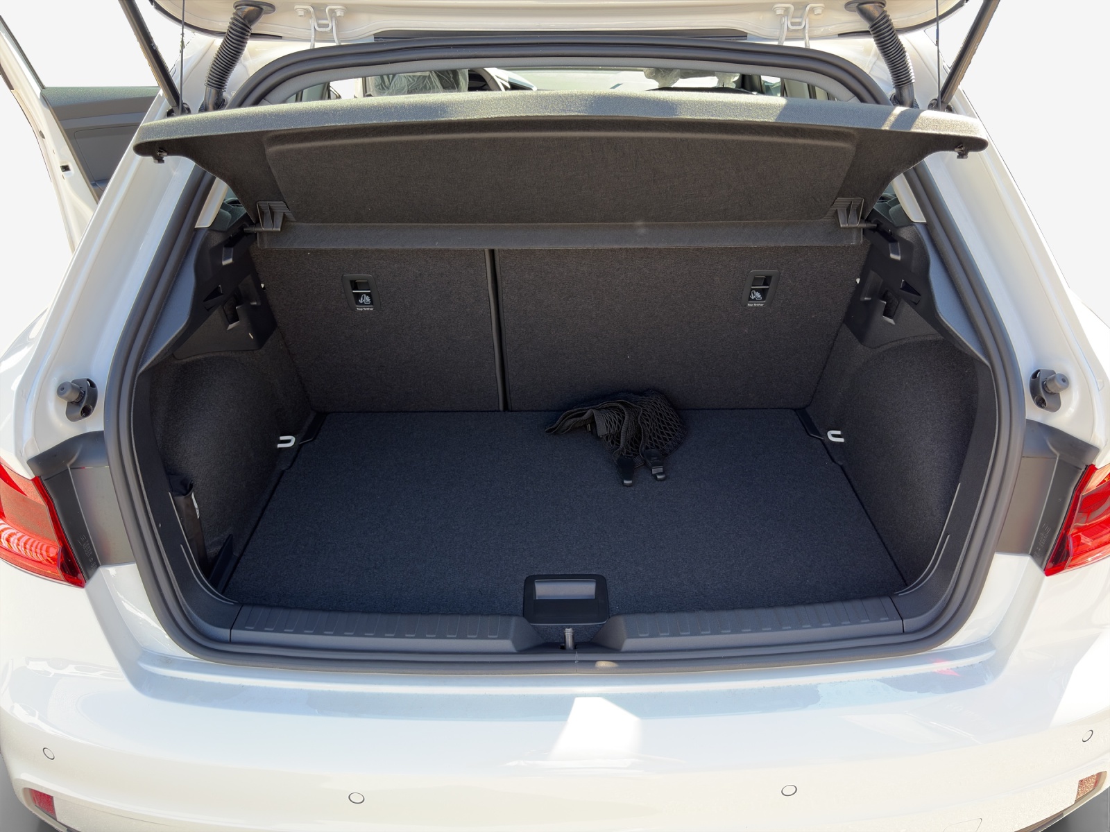 AUDI A1 Sportback 30 TFSI Attraction S-tronic-image-12