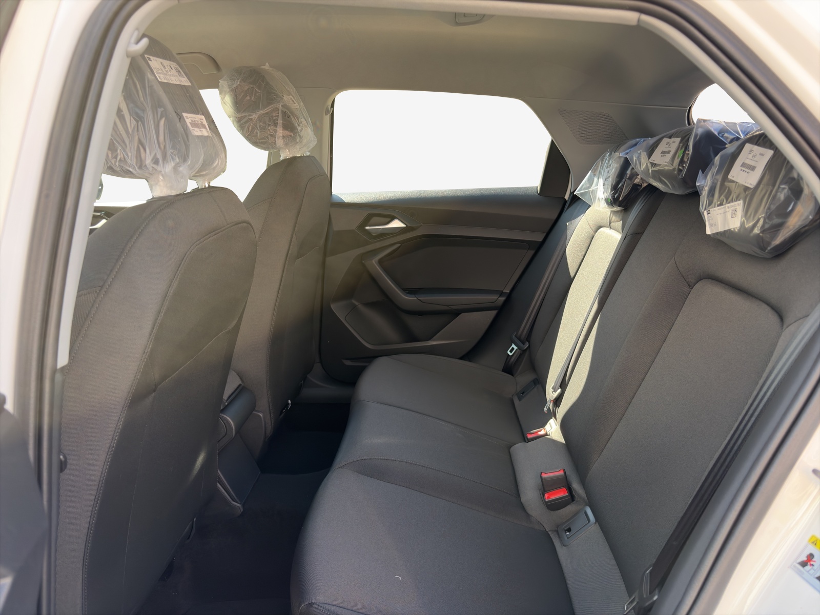 AUDI A1 Sportback 30 TFSI Attraction S-tronic-image-11