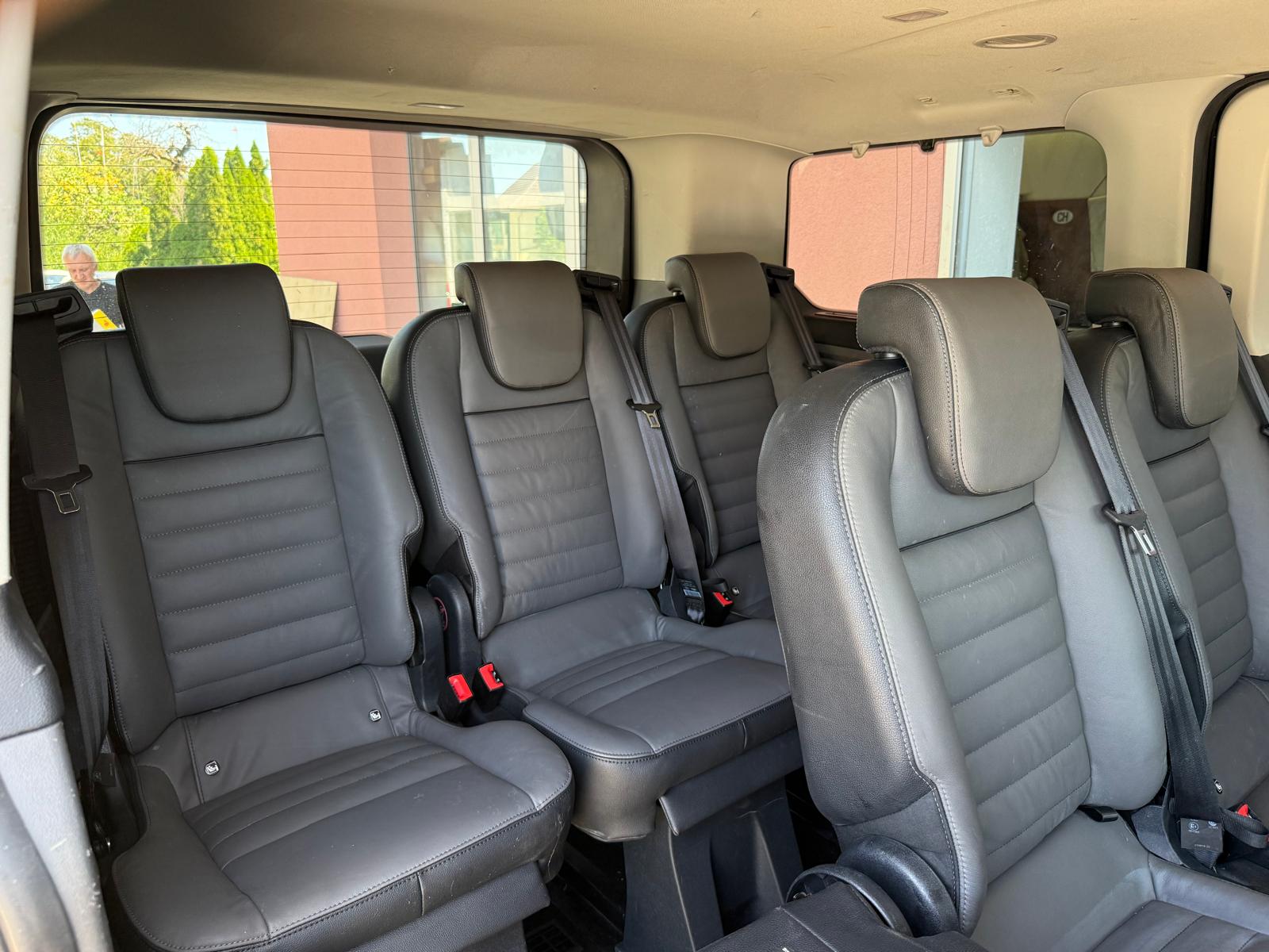 FORD Tourneo Custom 310 L1H1 Titanium SelectShift A-image-13