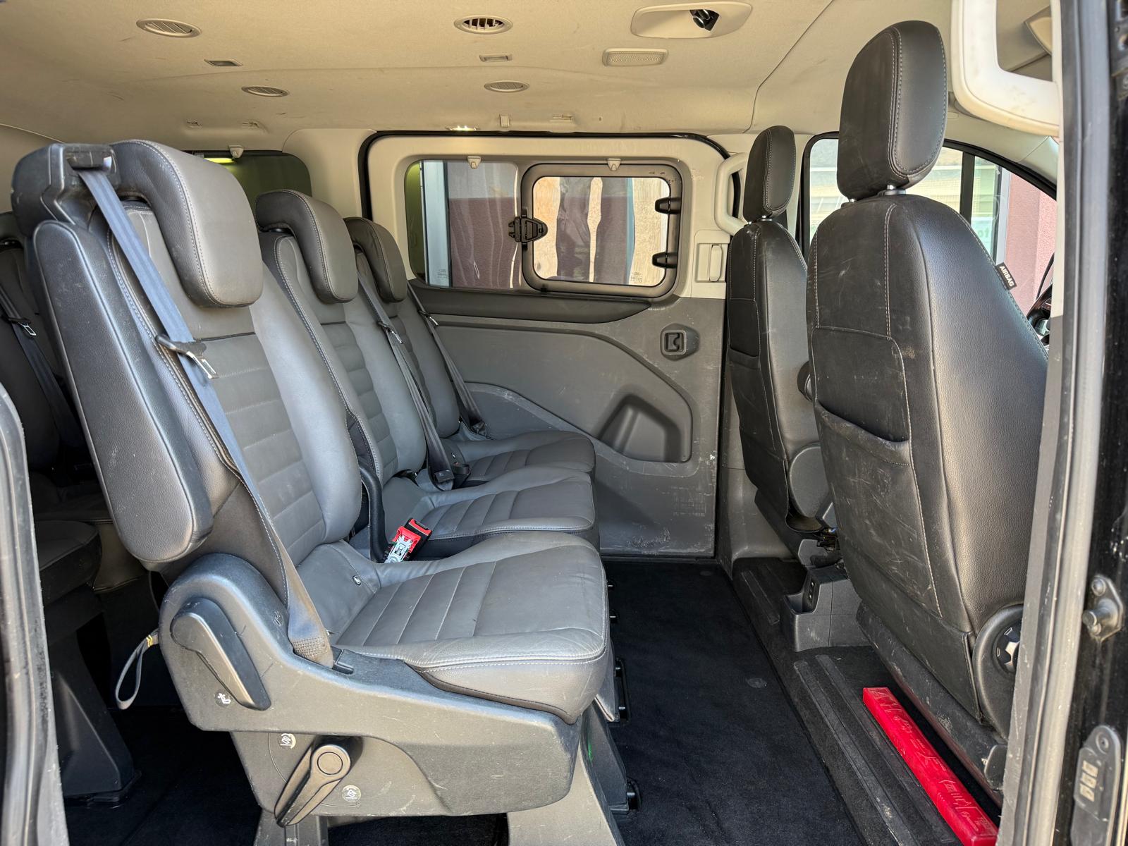 FORD Tourneo Custom 310 L1H1 Titanium SelectShift A-image-12