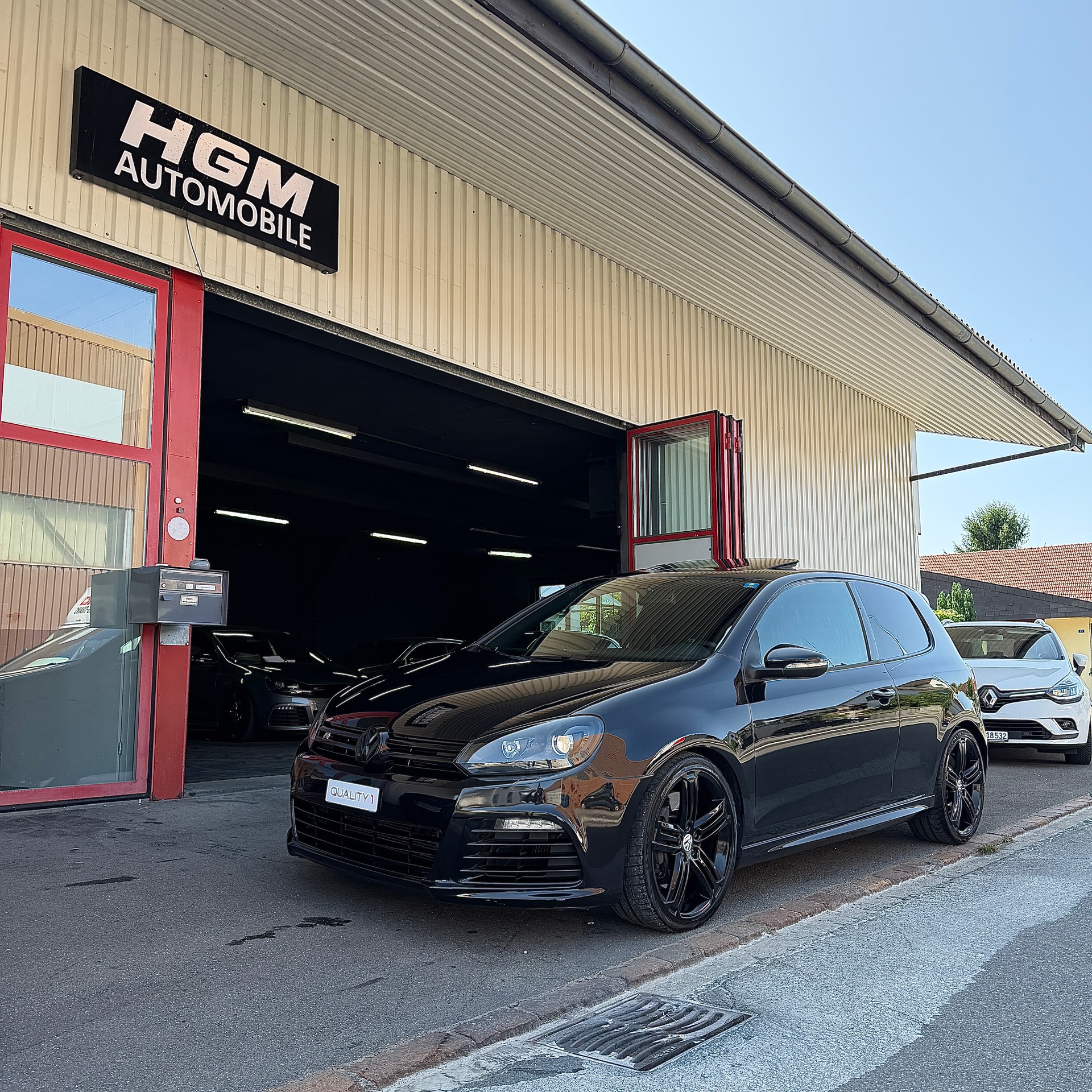 VW Golf 2.0 TSI R 4Motion DSG-image-0