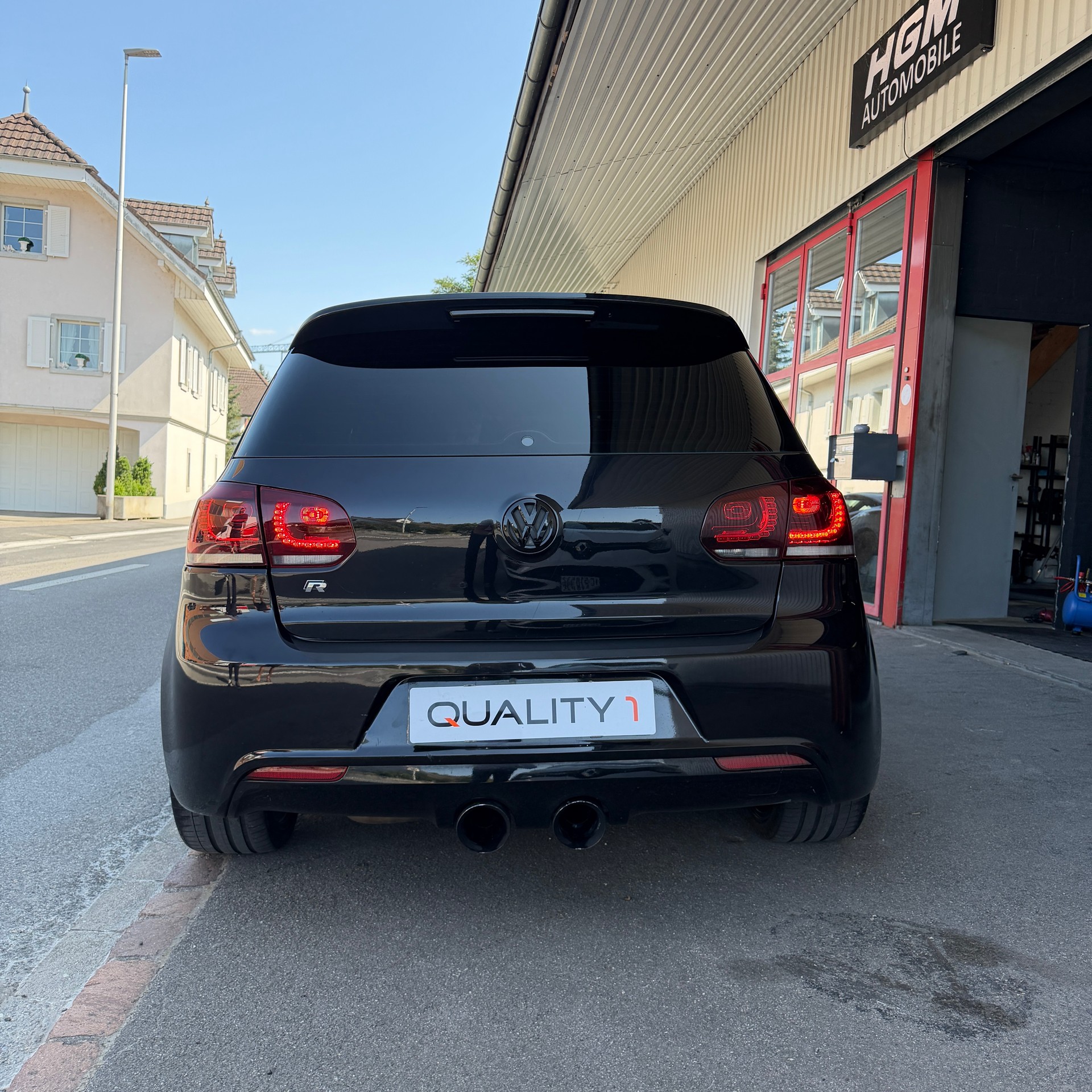 VW Golf 2.0 TSI R 4Motion DSG-image-5