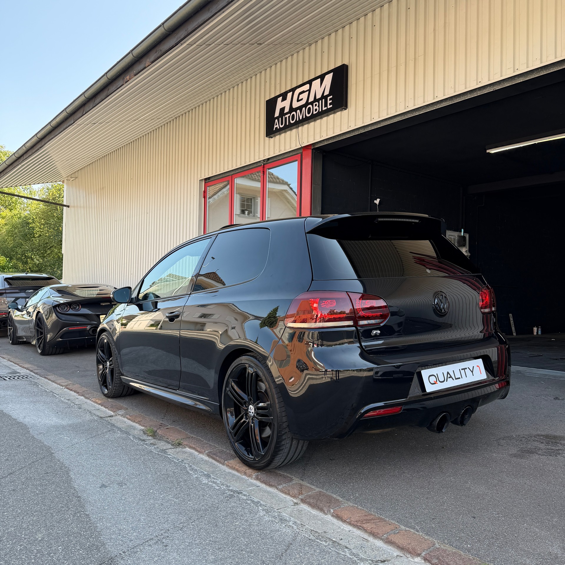 VW Golf 2.0 TSI R 4Motion DSG-image-4