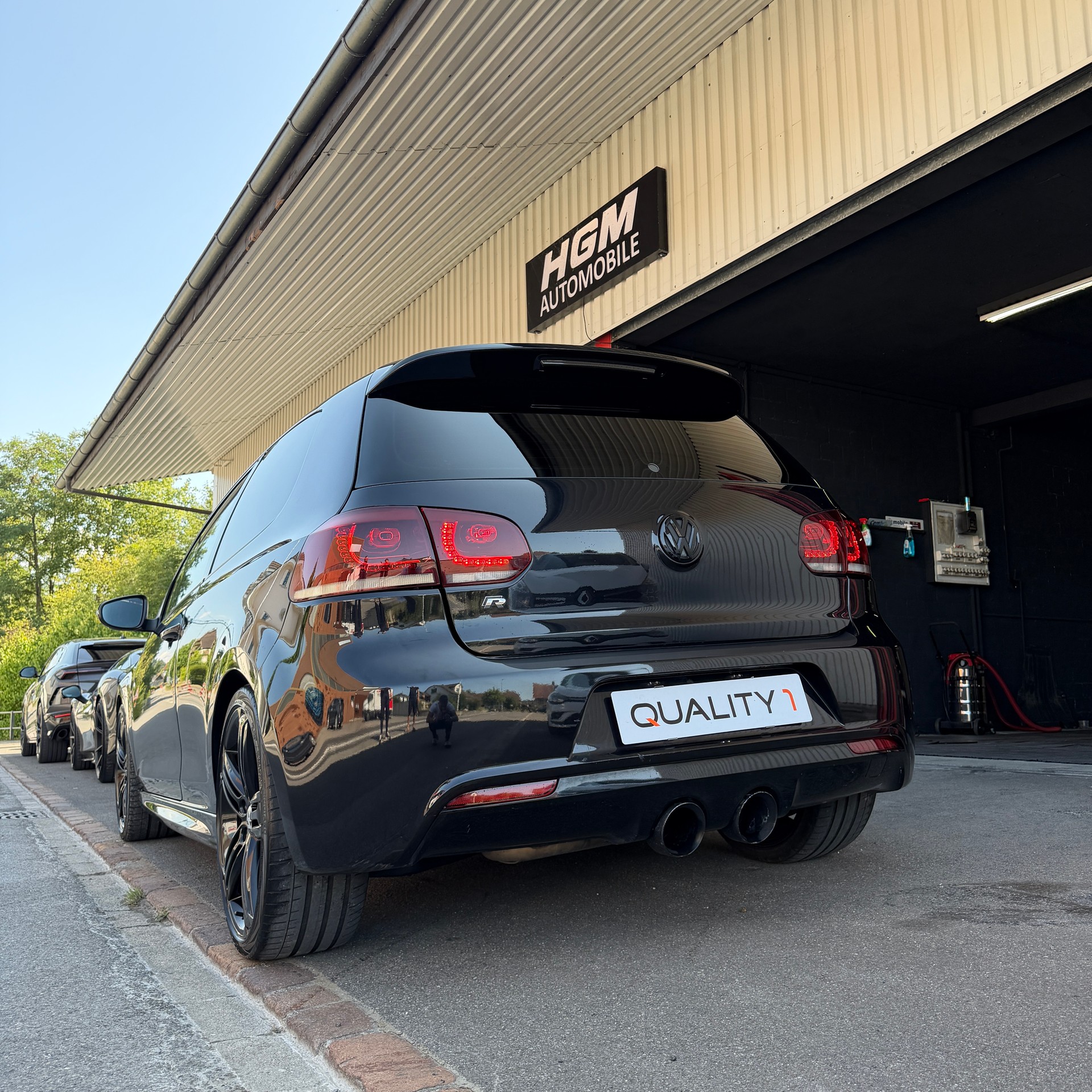 VW Golf 2.0 TSI R 4Motion DSG-image-6