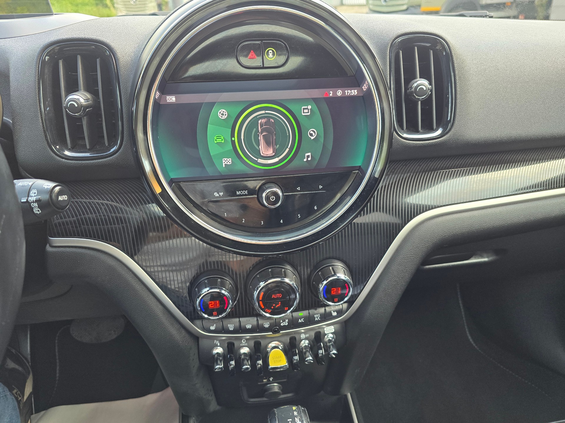 MINI Countryman Cooper SE Trafalgar ALL4 PHEV Steptronic-image-21