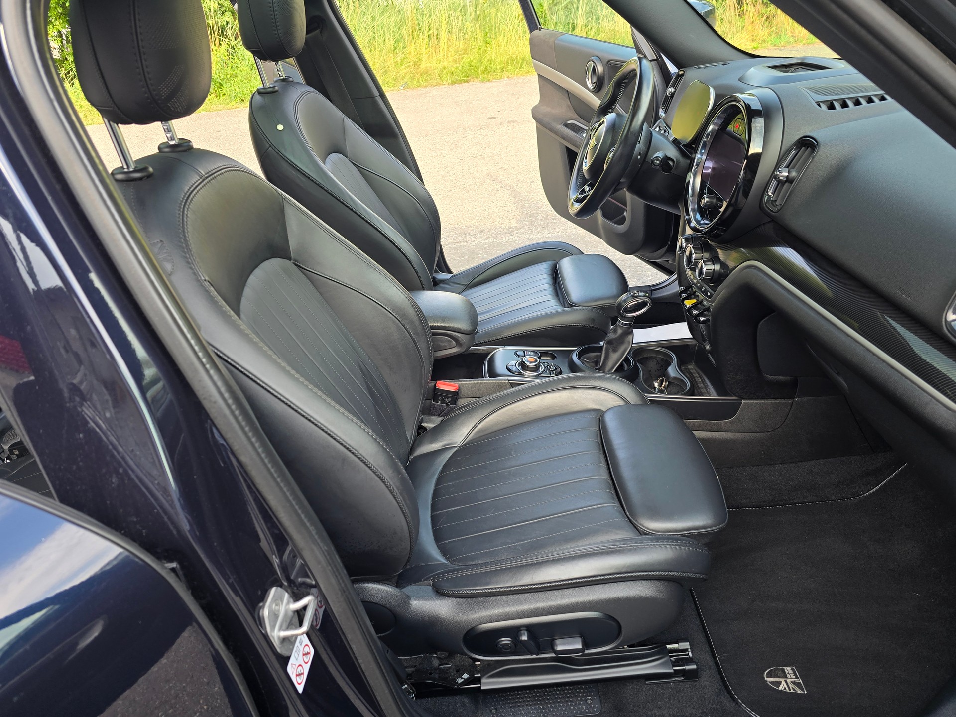MINI Countryman Cooper SE Trafalgar ALL4 PHEV Steptronic-image-12