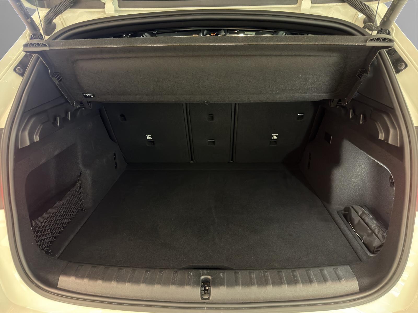 BMW X1 30e xDrive M-SportPaket-image-21