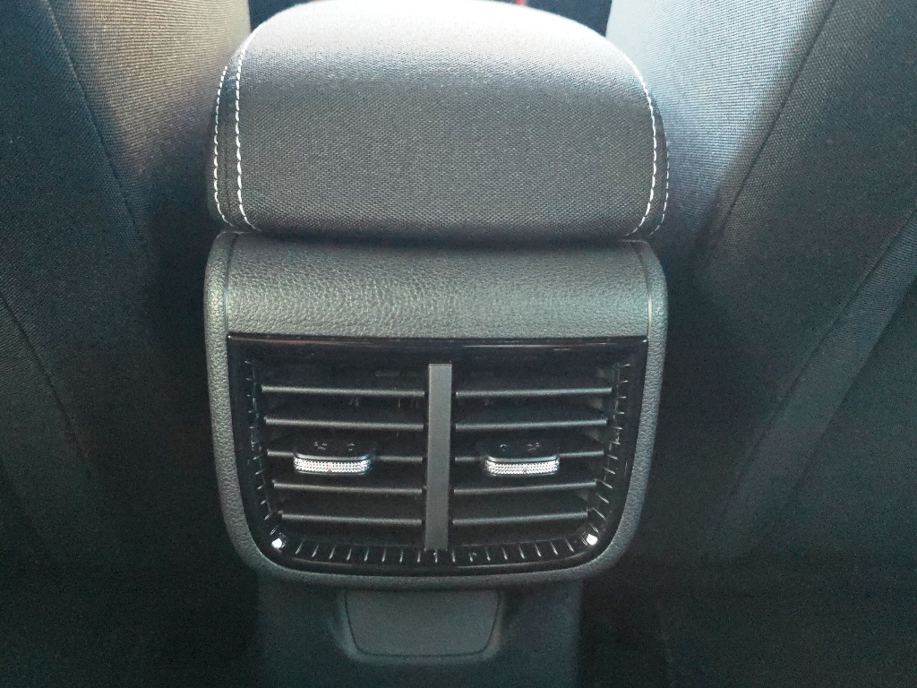 SKODA Fabia 1.0 TSI Monte Carlo DSG-image-27