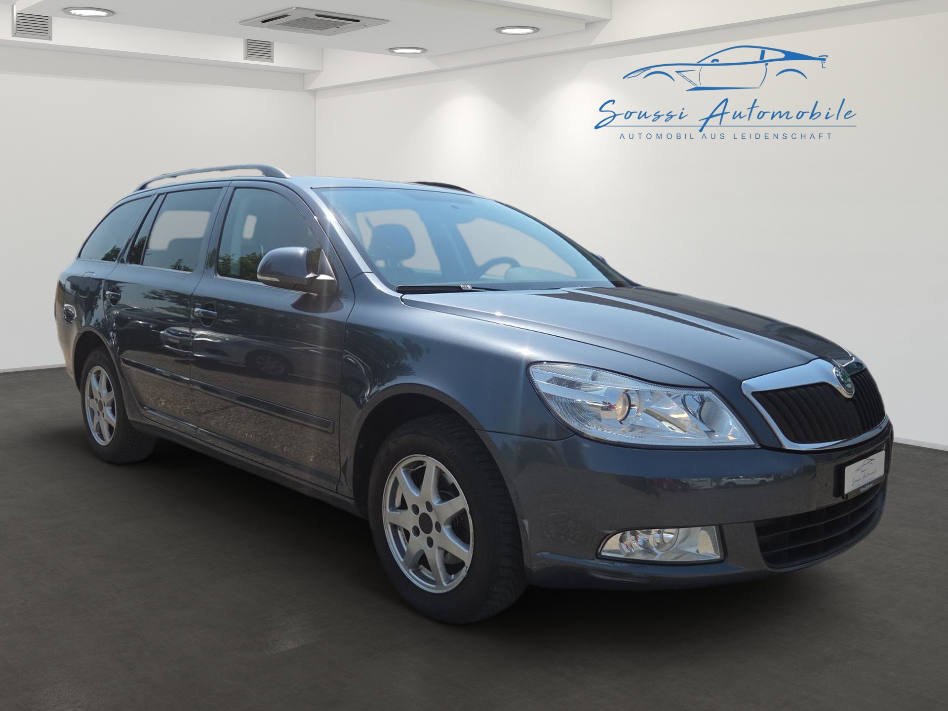 SKODA Octavia Combi 1.8 TSI Swiss Adventure 4x4-image-1