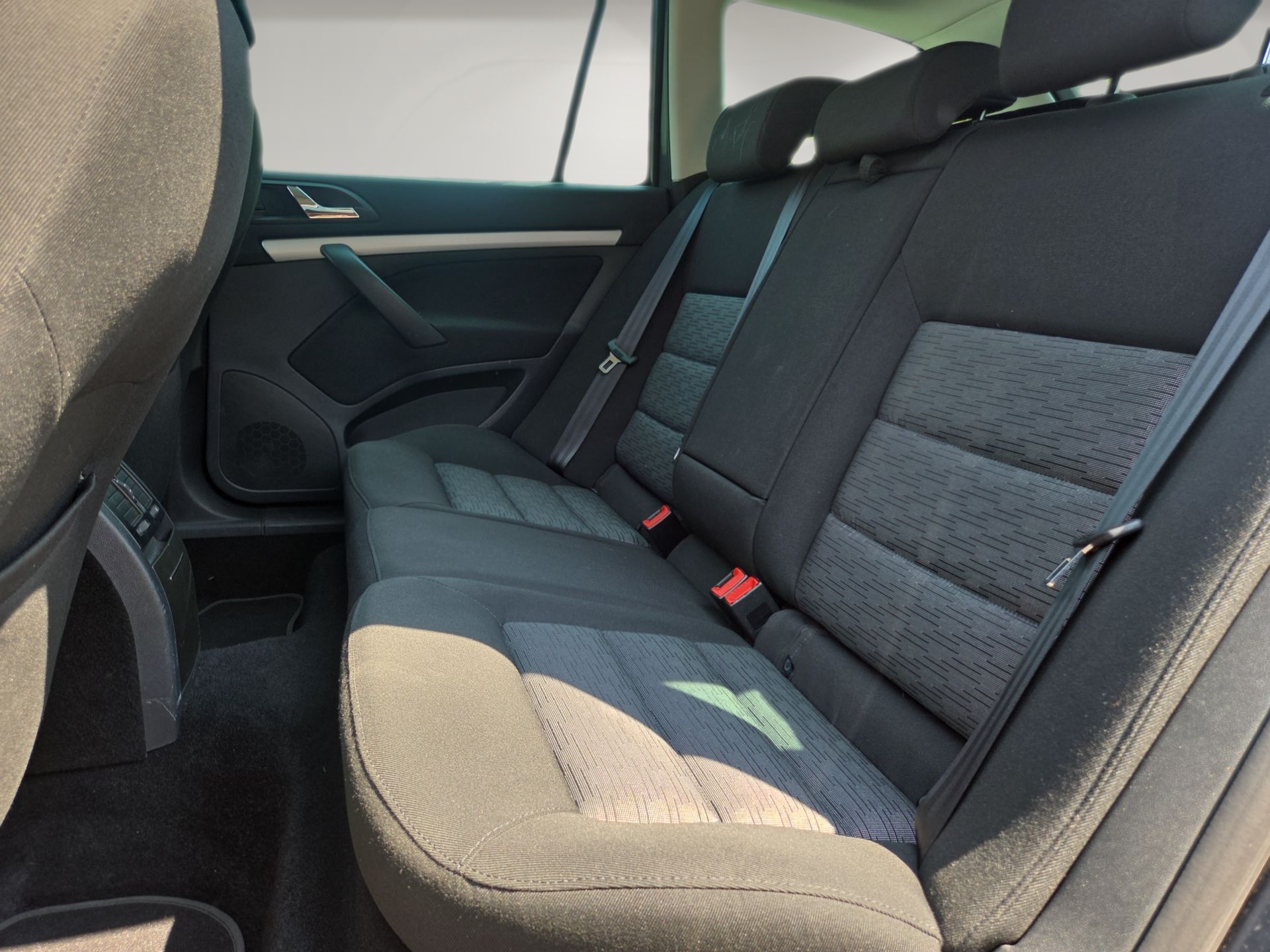 SKODA Octavia Combi 1.8 TSI Swiss Adventure 4x4-image-8