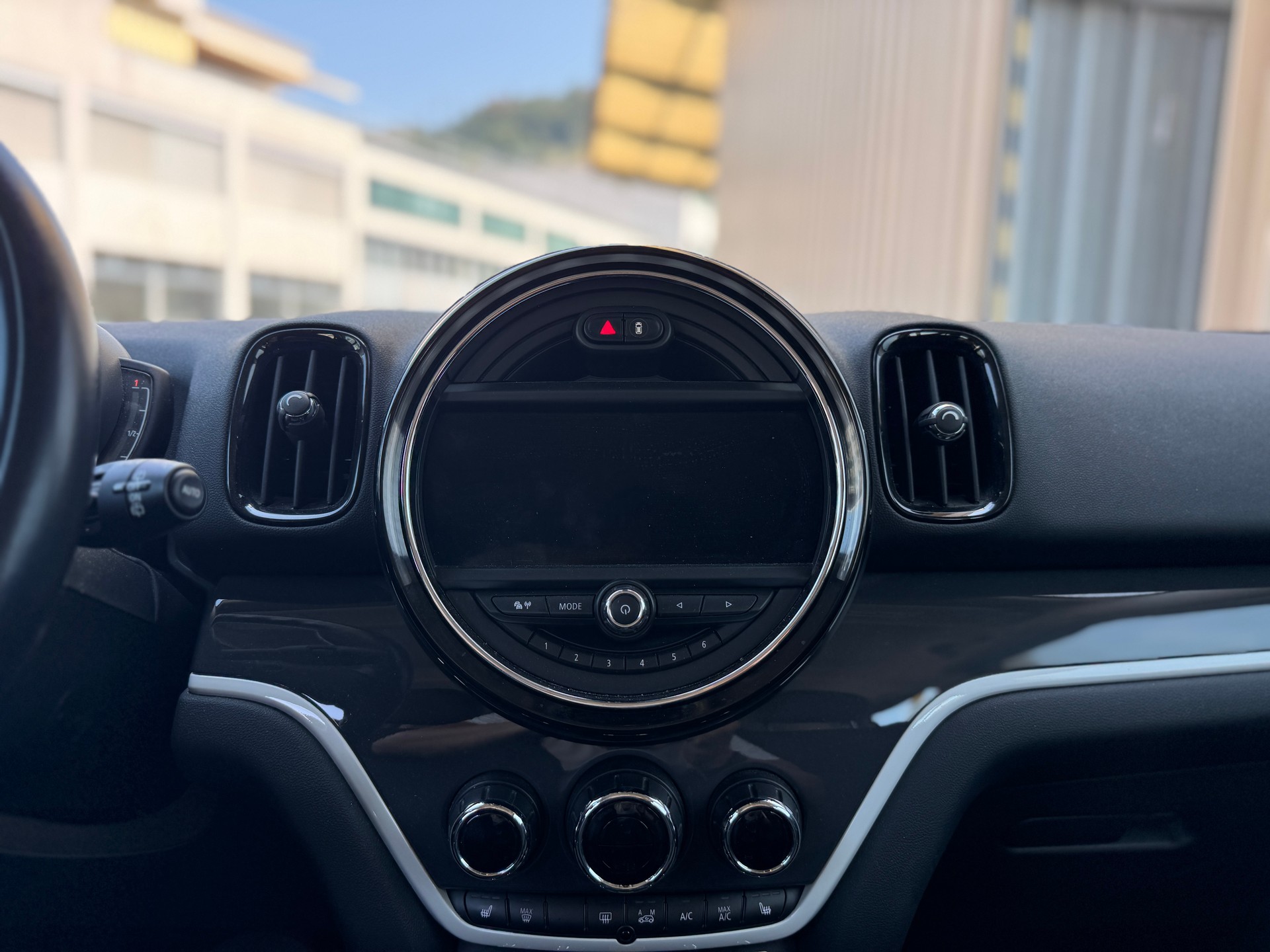 MINI Countryman Cooper S E ALL4 Steptronic-image-11