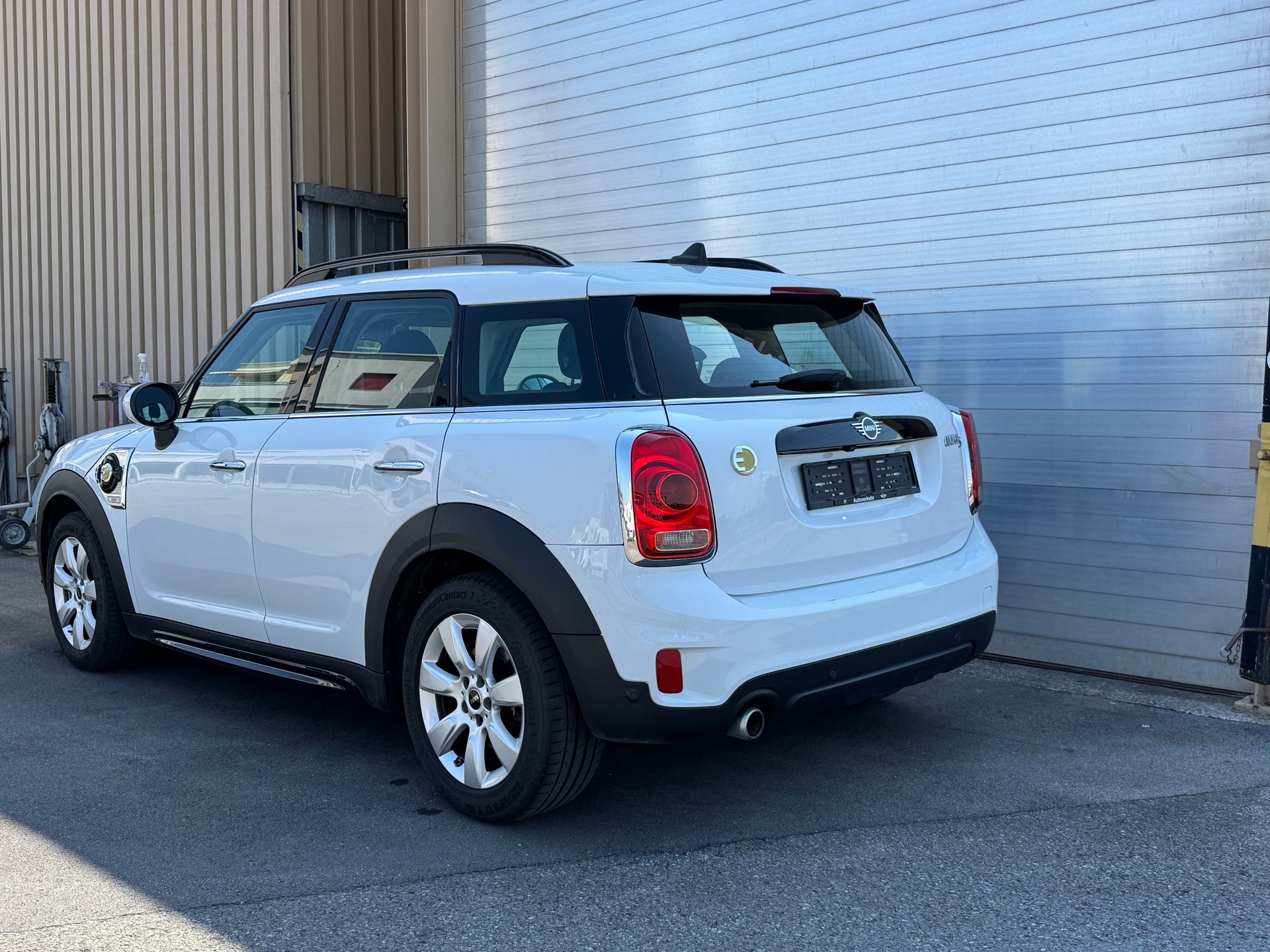MINI Countryman Cooper S E ALL4 Steptronic-image-3