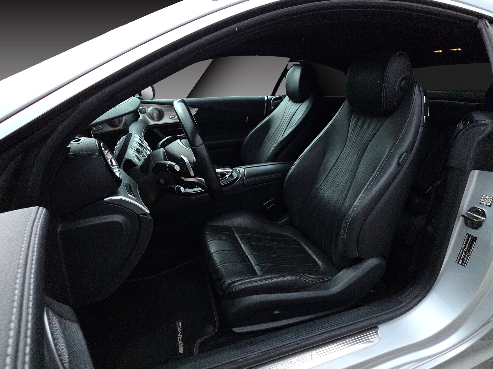MERCEDES-BENZ E 400 Coupé AMG Line 4 Matic 9G-Tronic-image-14