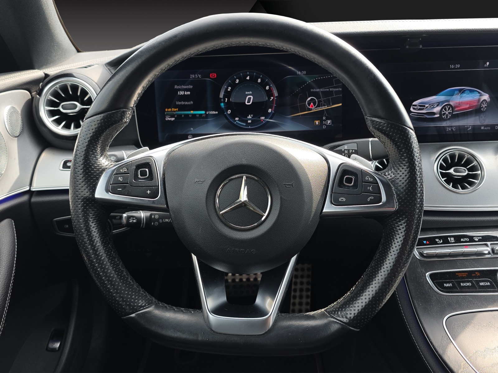 MERCEDES-BENZ E 400 Coupé AMG Line 4 Matic 9G-Tronic-image-8