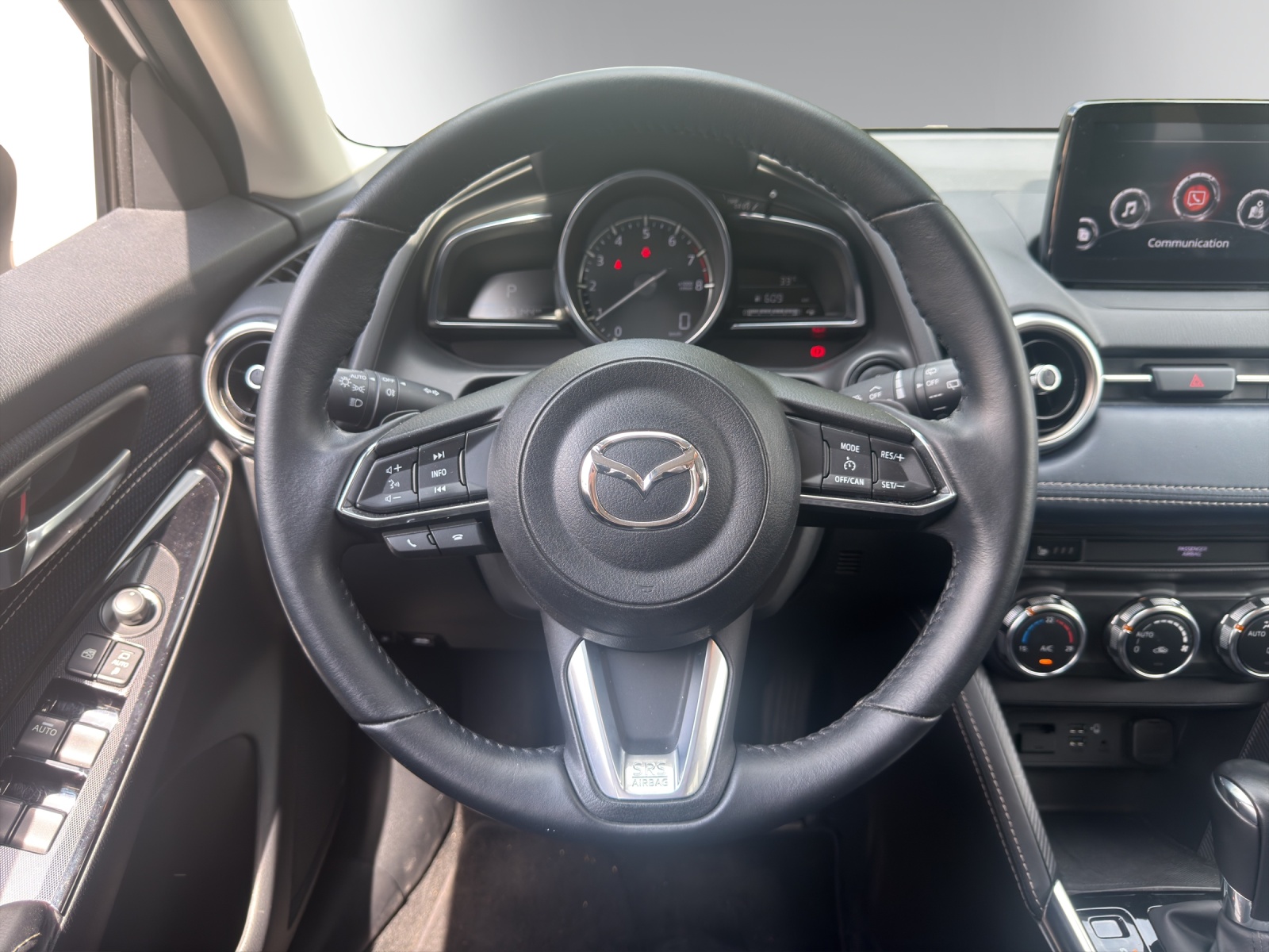 MAZDA 2 G 90 Revolution-image-8