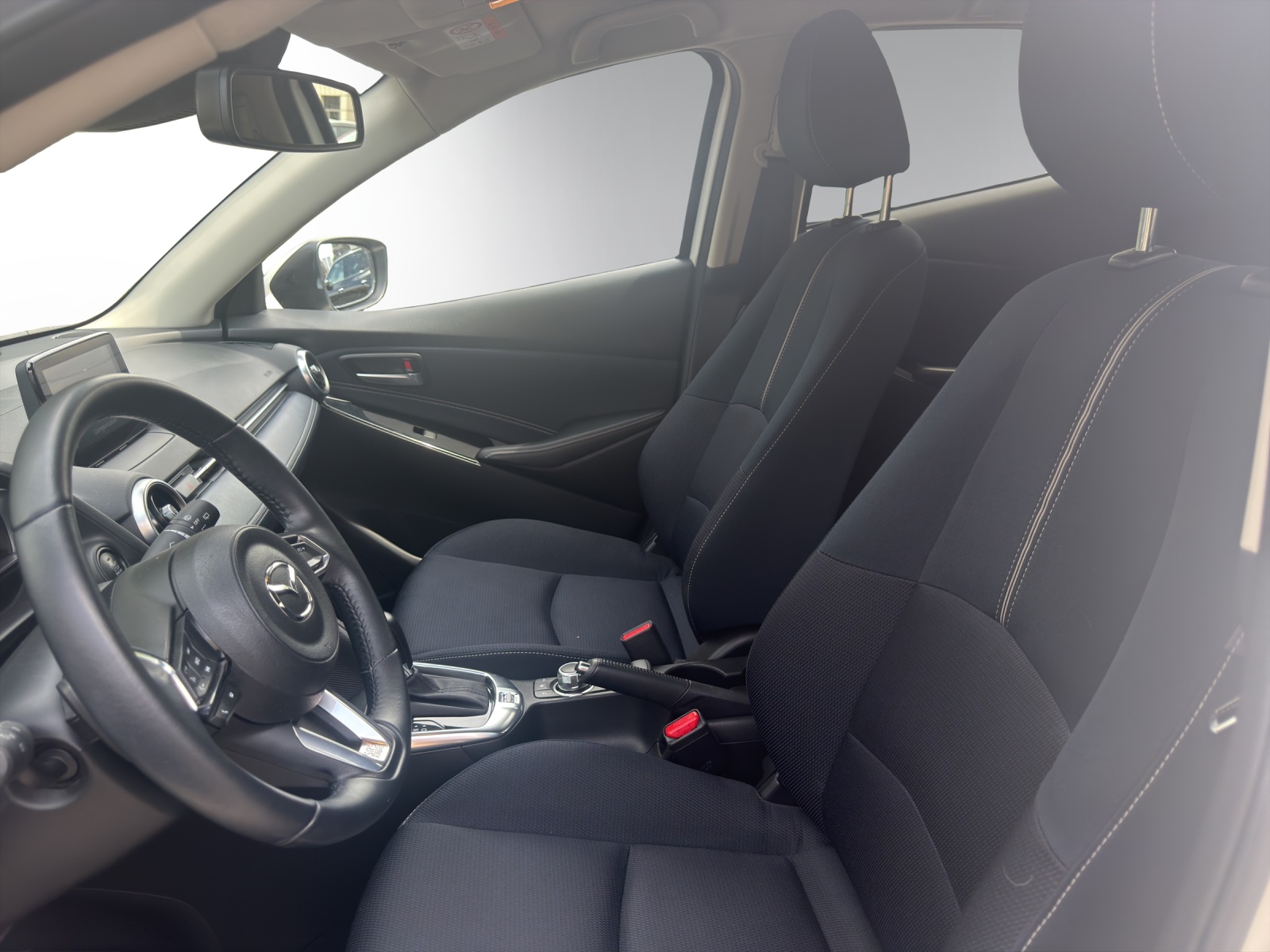 MAZDA 2 G 90 Revolution-image-13