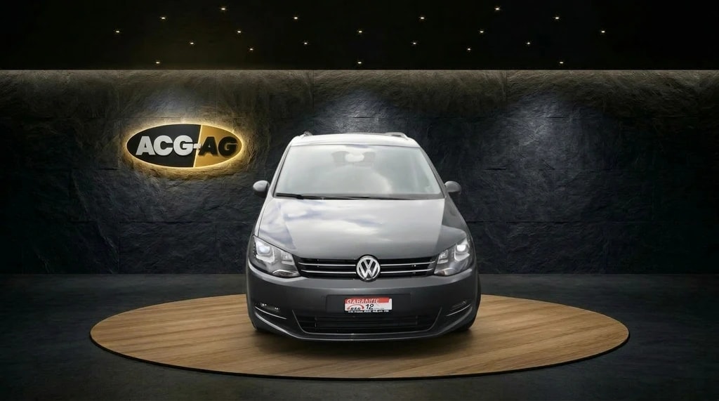 VW Sharan 2.0 TDI BMT Highline DSG ** 7-Plätzer ** Leder ** Gr.Navi mit RF-Kamera ** Xenon ** Schiebedach **-image-1