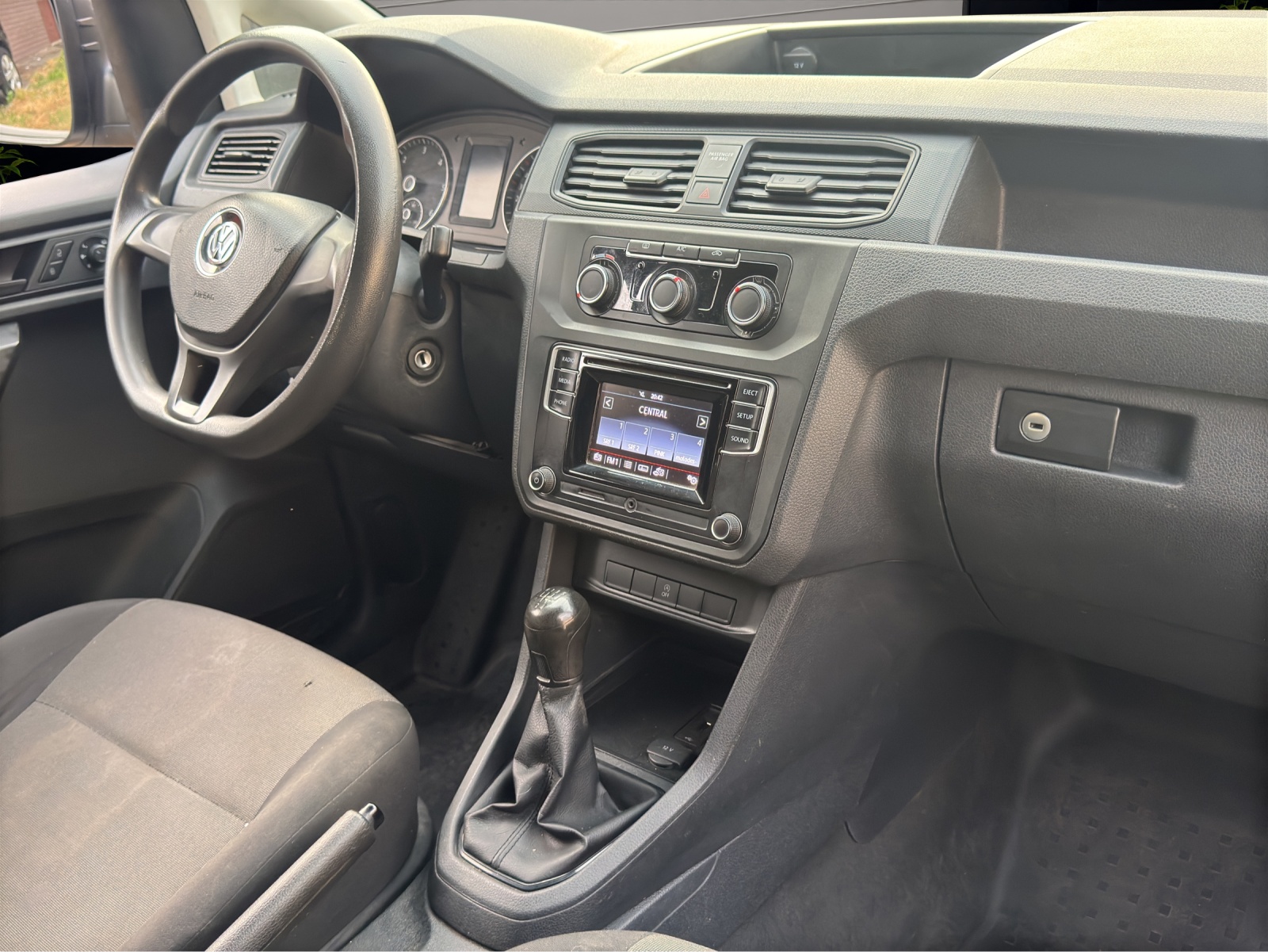 VW Caddy Maxi 2.0TDI * Frisch ab MFK & ab Service * Zahnriemen neu ersetz.-image-12