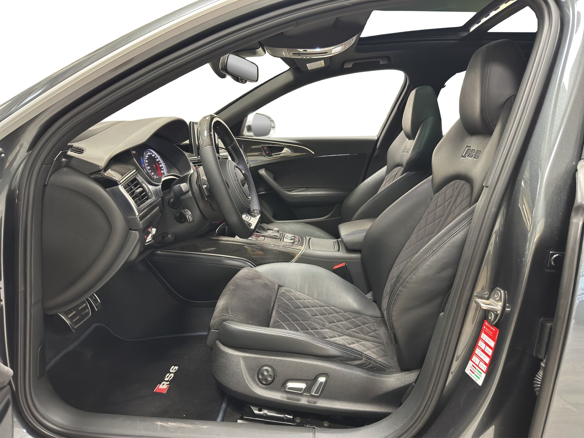 AUDI RS6 Avant 4.0 TFSI V8 performance quattro-image-19