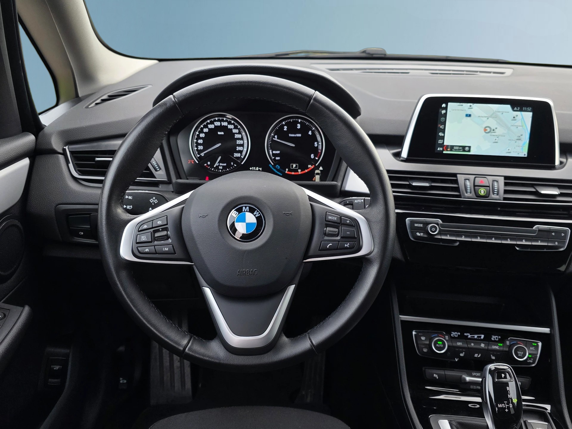 BMW 218d xDrive Gran Tourer Steptronic * CH-Fahrzeug * ab MFK *-image-11