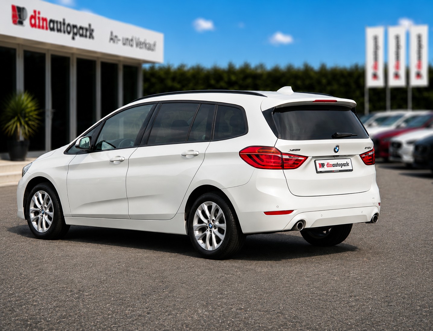 BMW 218d xDrive Gran Tourer Steptronic * CH-Fahrzeug * ab MFK *-image-5