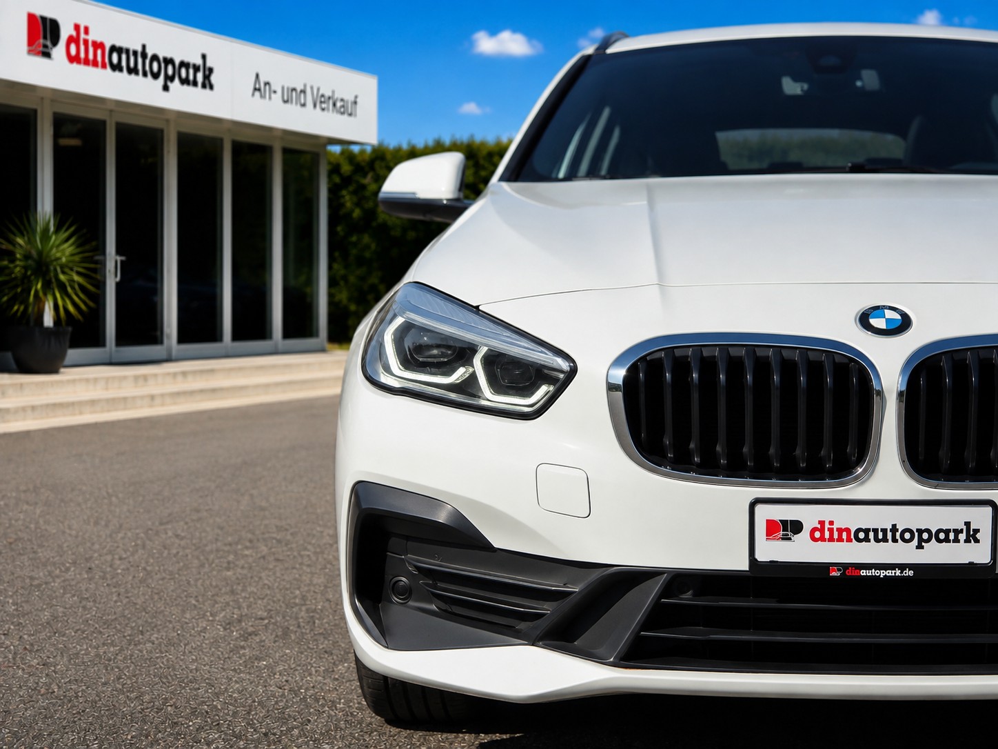 BMW 218d xDrive Gran Tourer Steptronic * CH-Fahrzeug * ab MFK *-image-1