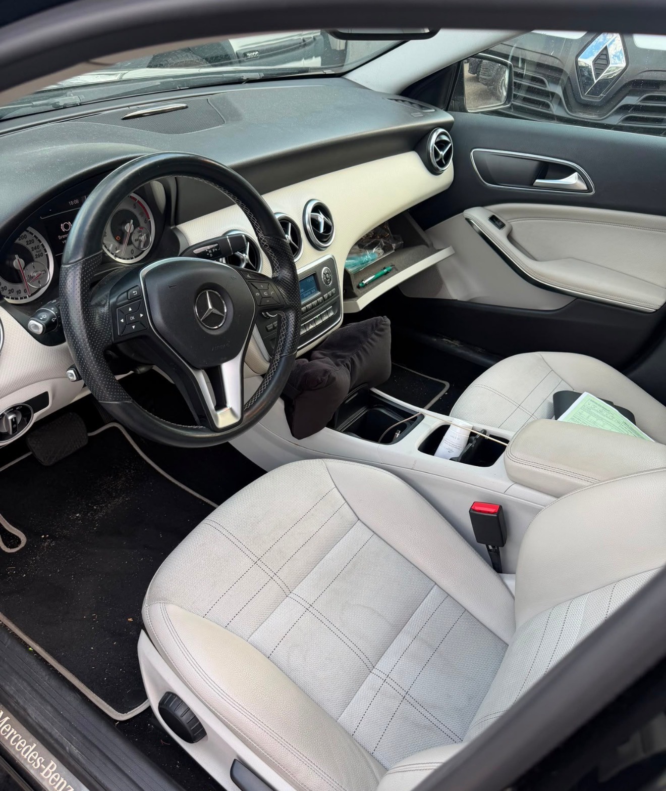 MERCEDES-BENZ A 200 CDI AMG Line 7G-DCT-image-1