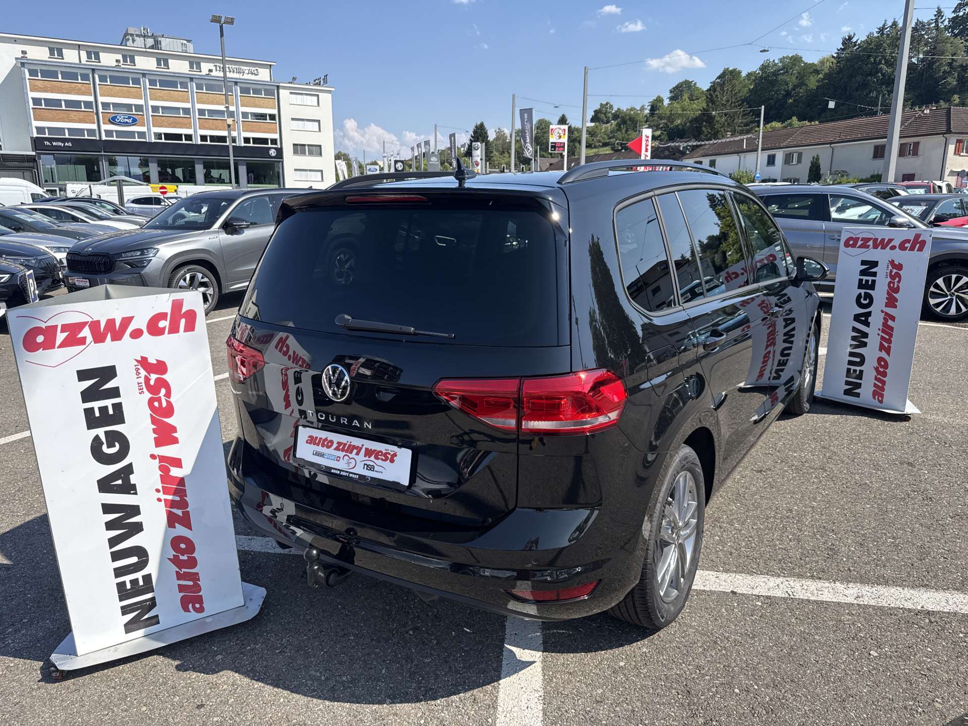 VW Touran 1.5 TSi EVO Comfortline Edition DSG-Automat 7-Plätzer-image-2