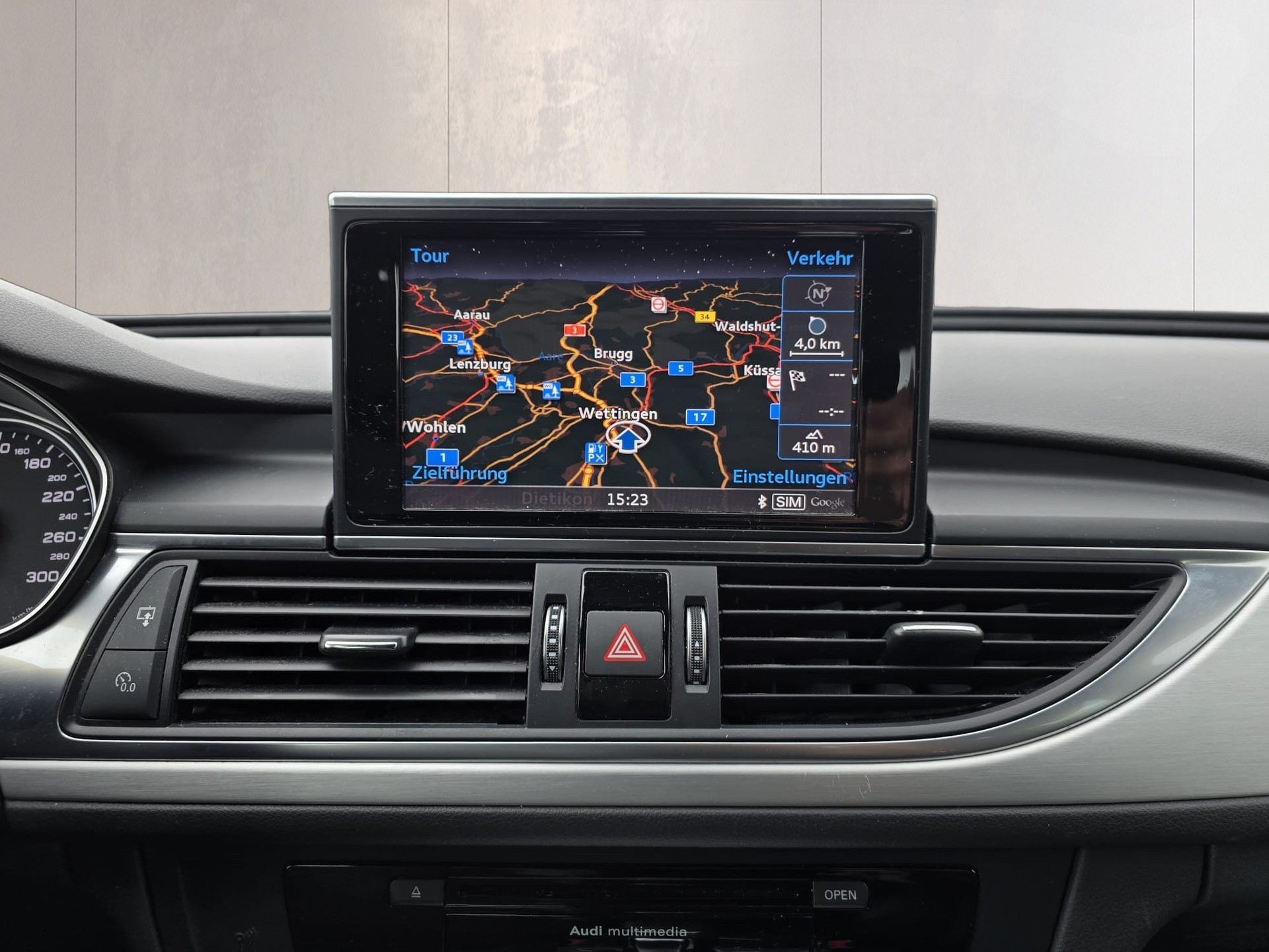 AUDI A6 Avant 3.0 TDI V6 quattro S-tronic-image-11