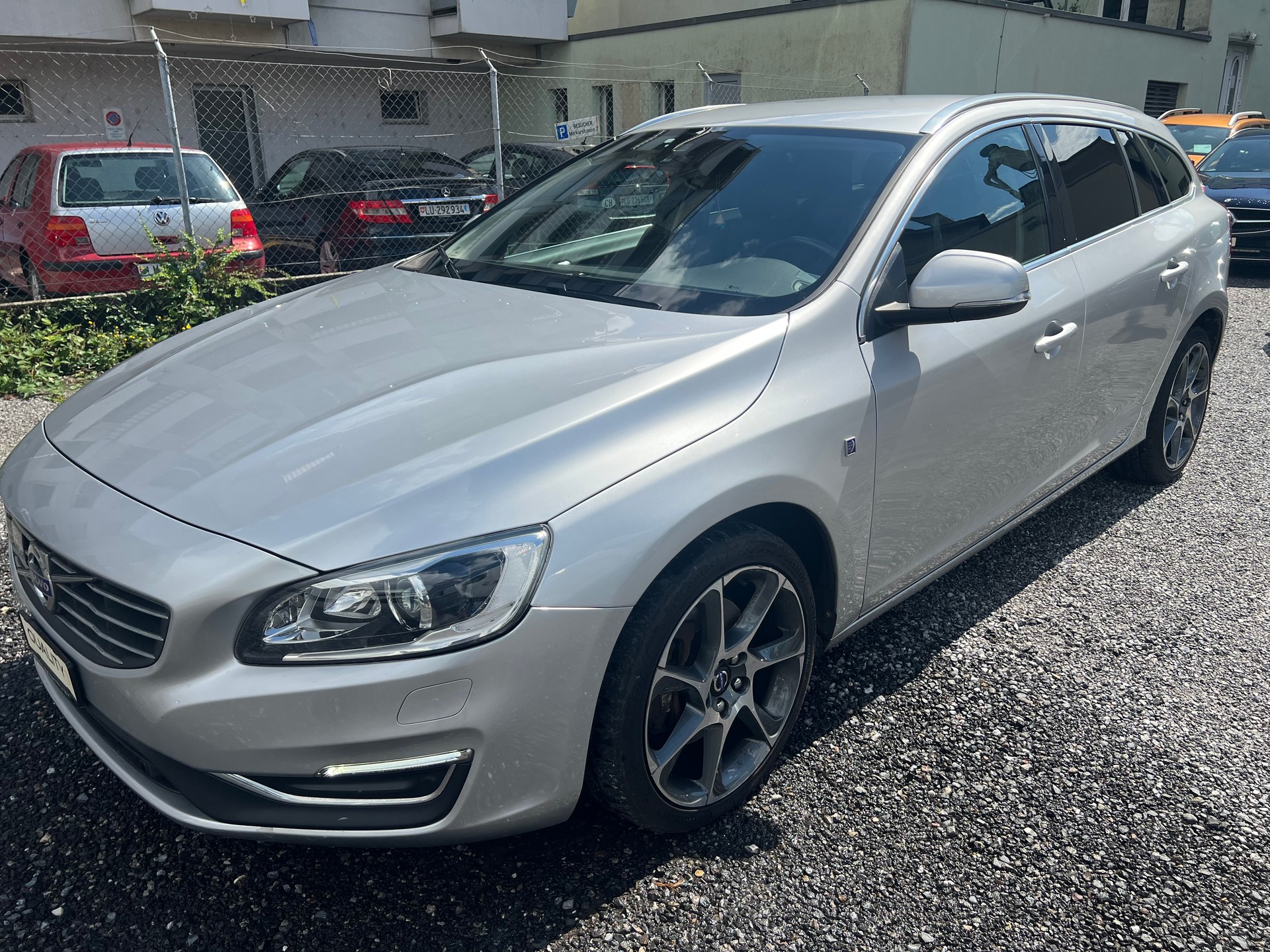 VOLVO V60 D4 AWD OceanRace Geartronic-image-1