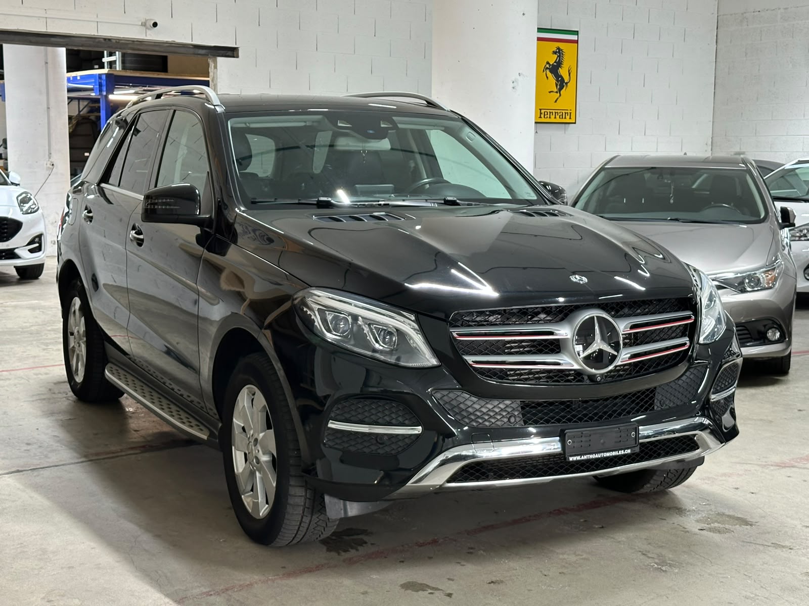 MERCEDES-BENZ GLE 350 d 4Matic 9G-Tronic-image-1