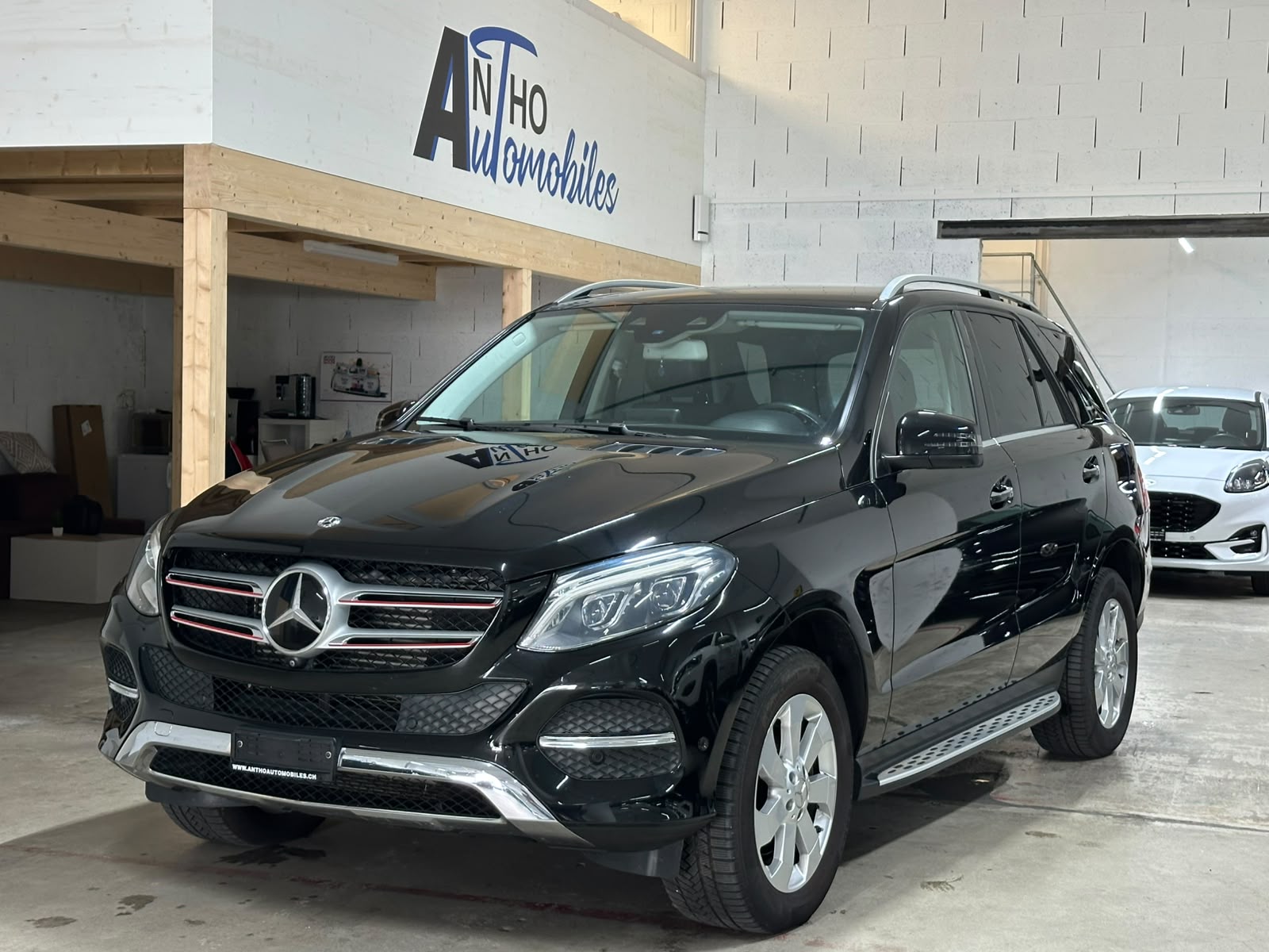 MERCEDES-BENZ GLE 350 d 4Matic 9G-Tronic-image-0