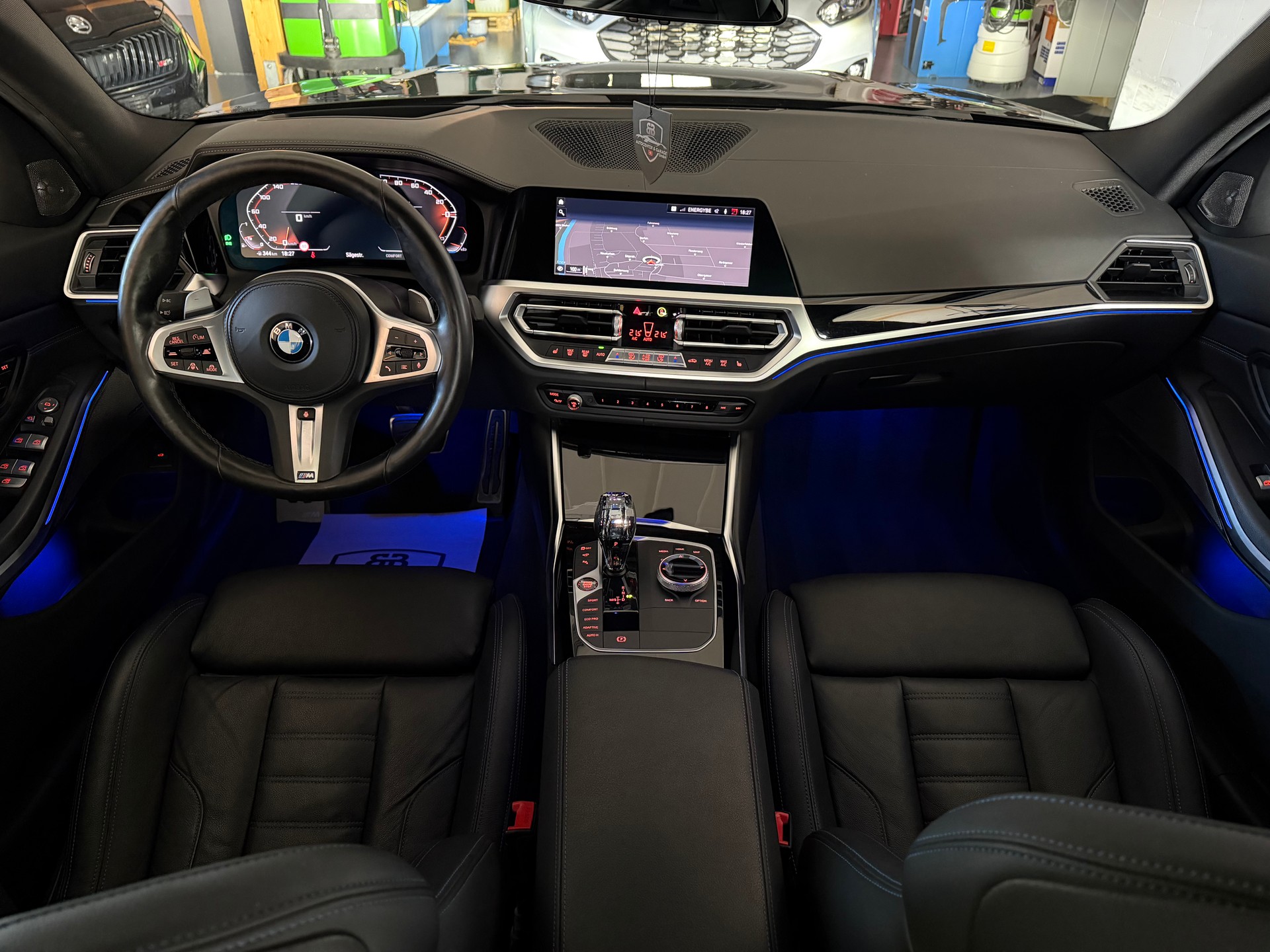 BMW M340i xDrive 48V Steptronic °° Performance°°-image-17