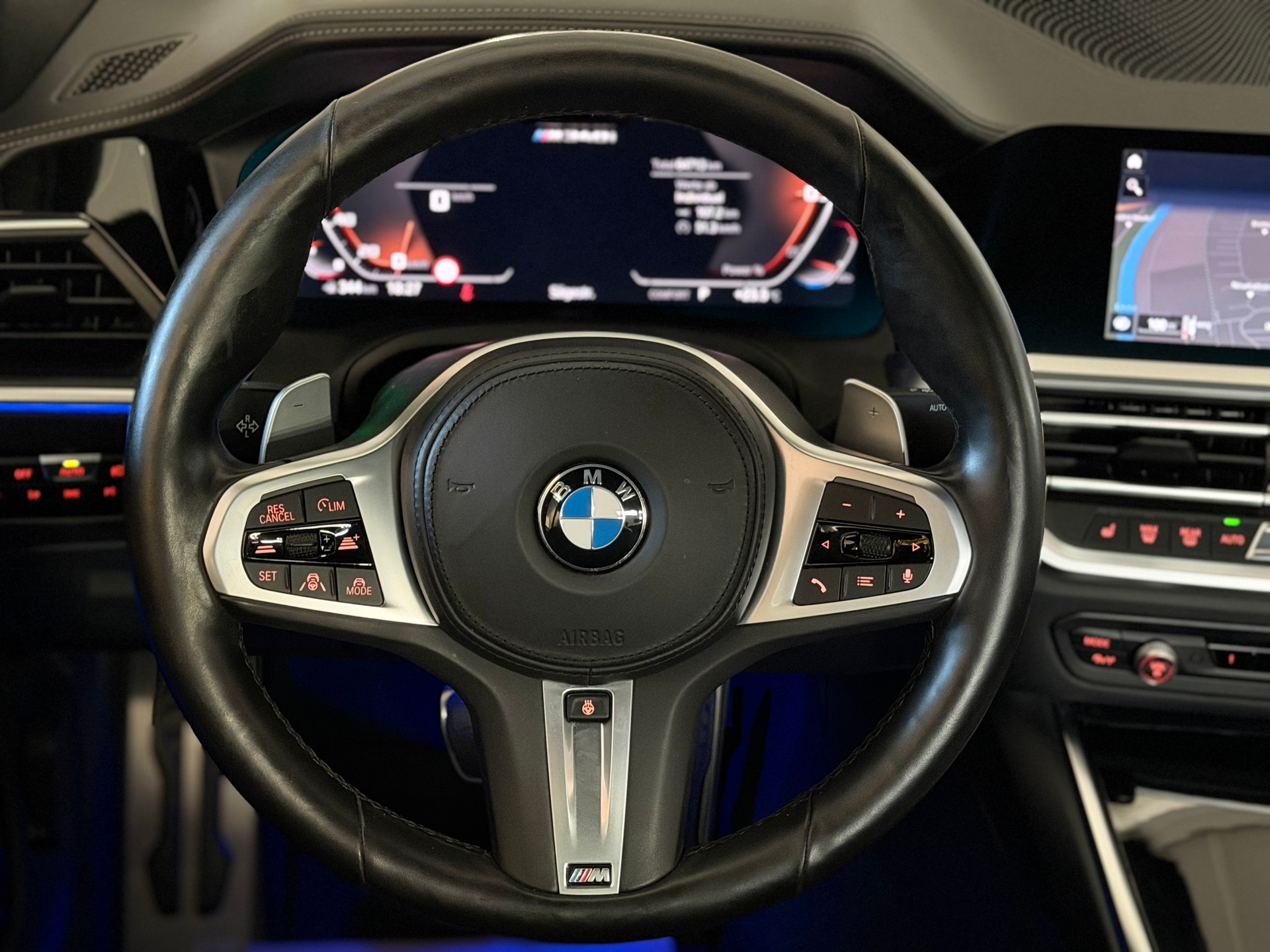 BMW M340i xDrive 48V Steptronic °° Performance°°-image-18