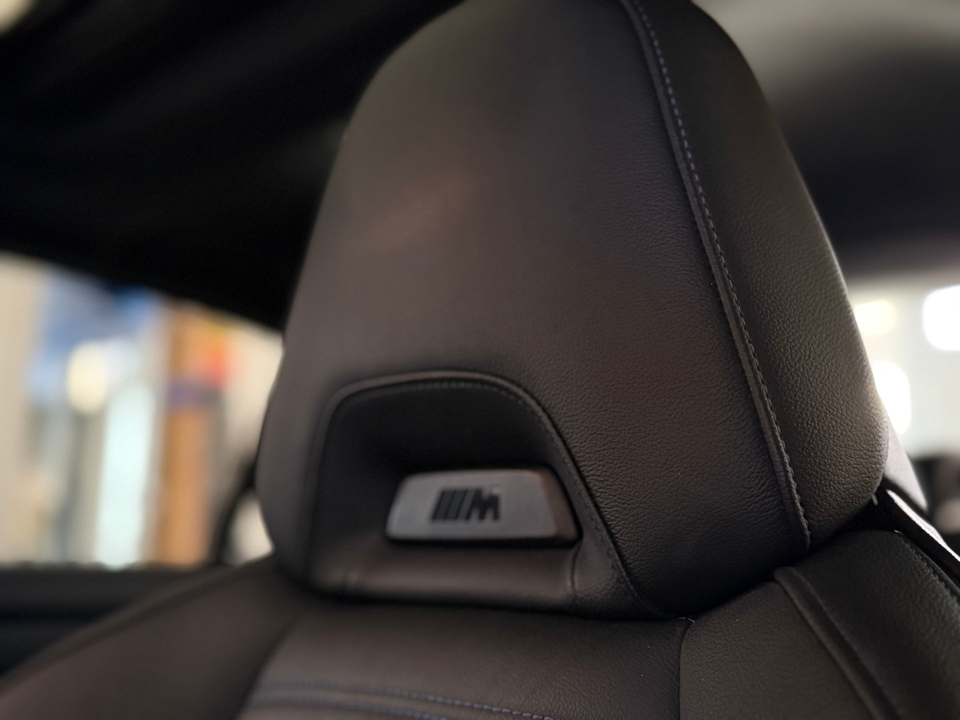 BMW M340i xDrive 48V Steptronic °° Performance°°-image-27